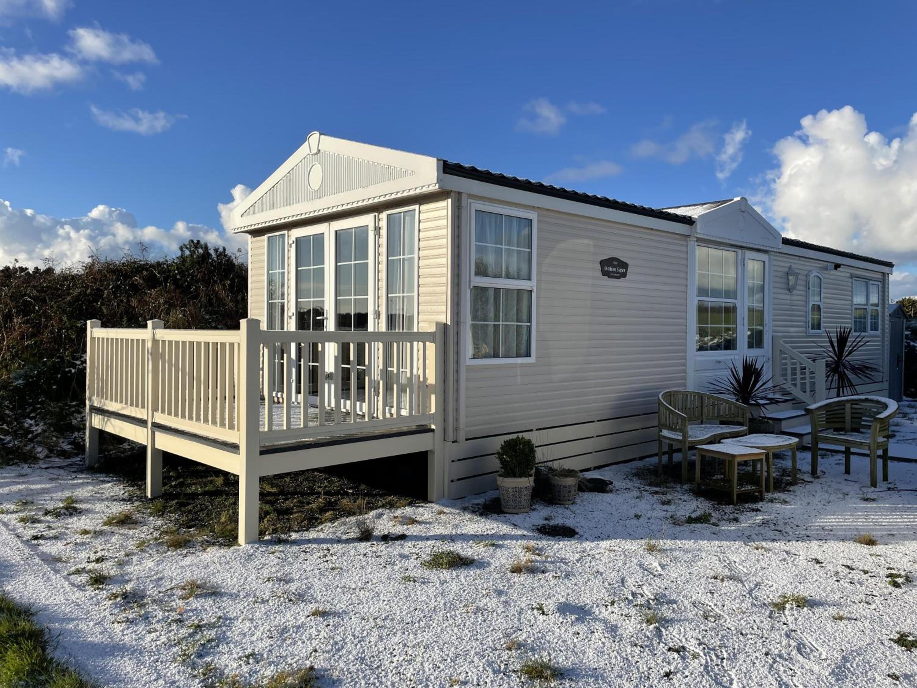 Chalet Sleeps 4 Near Cymyran Beach view 2