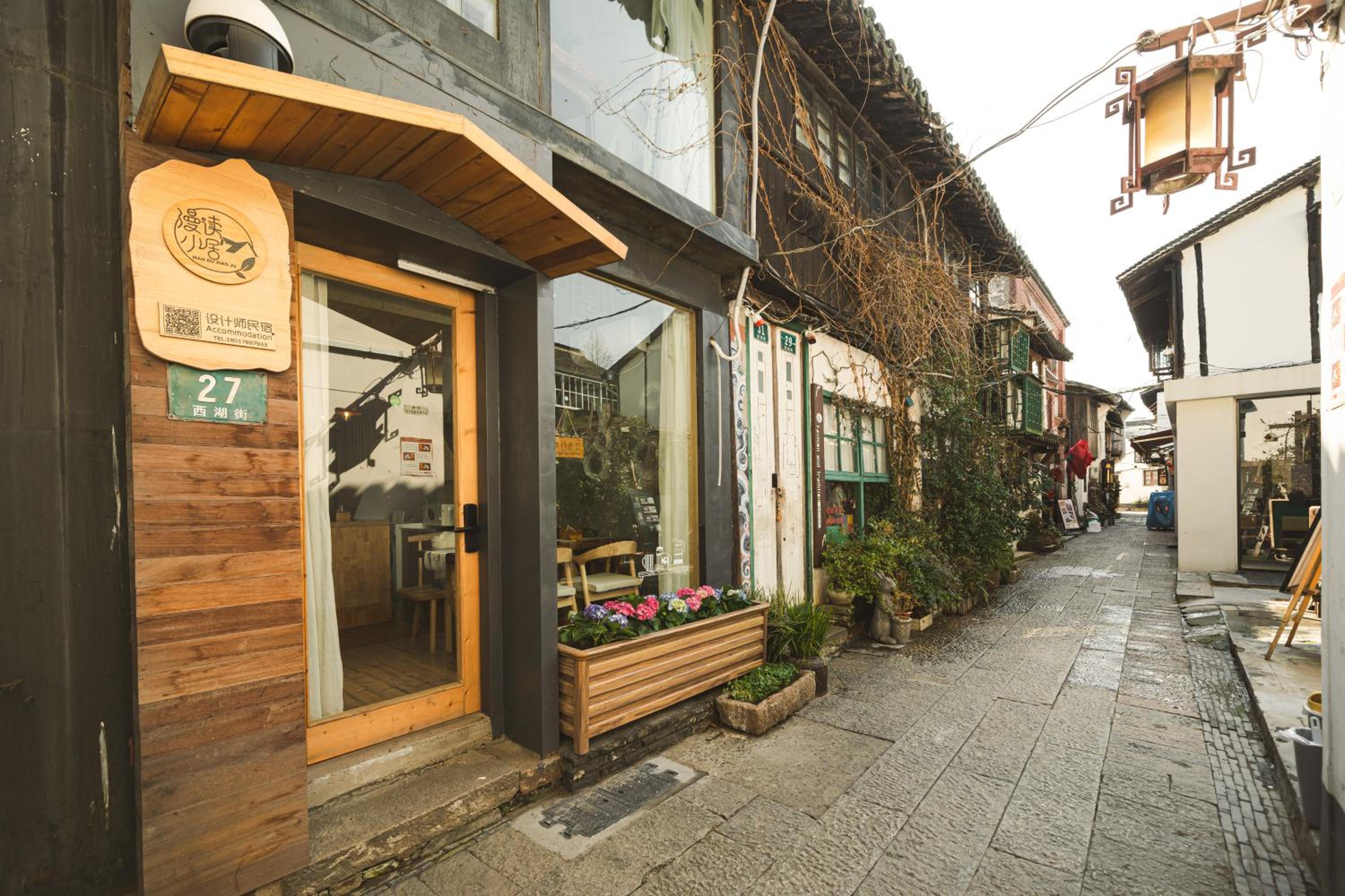 Shanghai River View Villa
