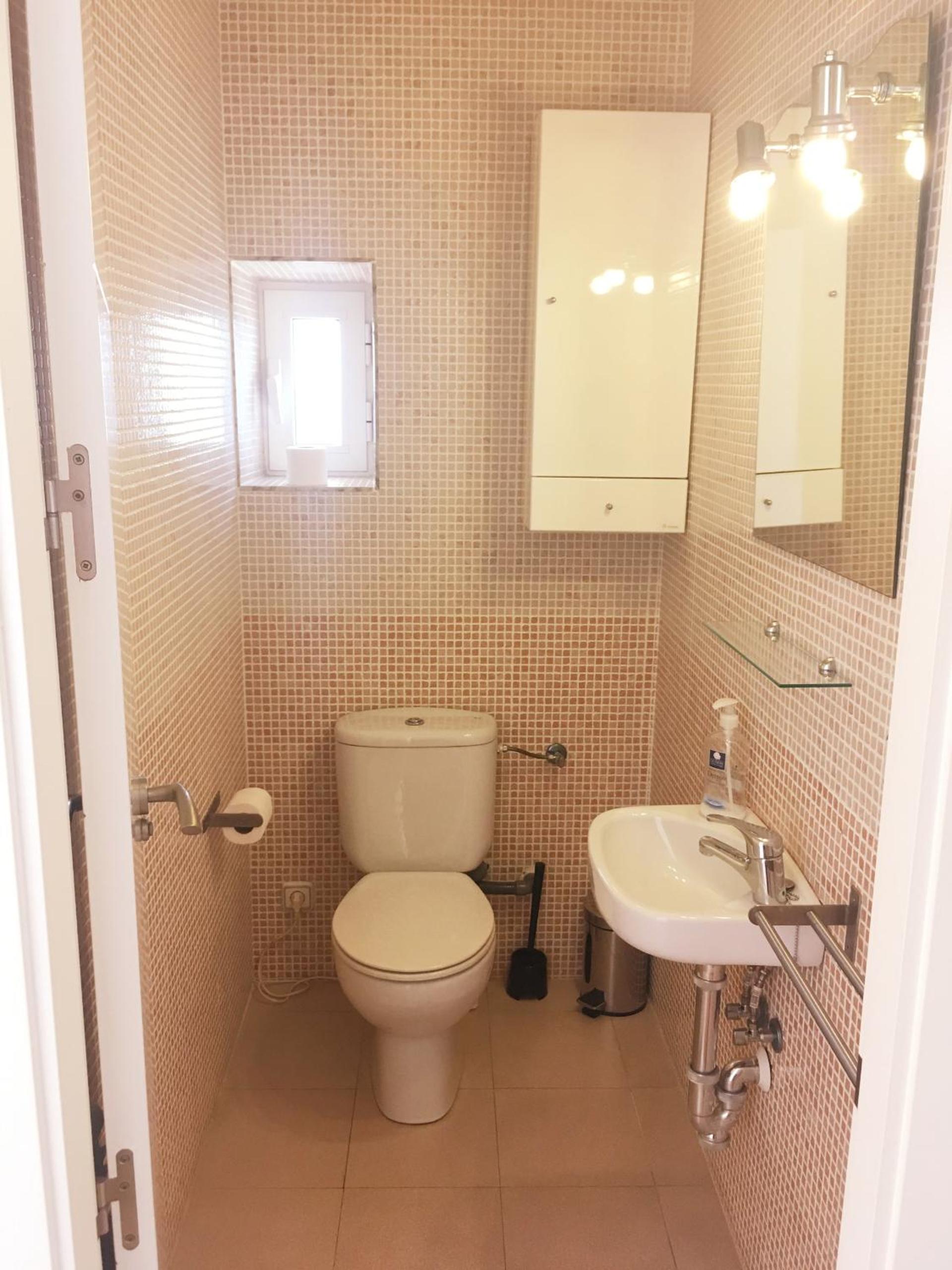 Deluxe penthouse with sea views near Puerto Marina