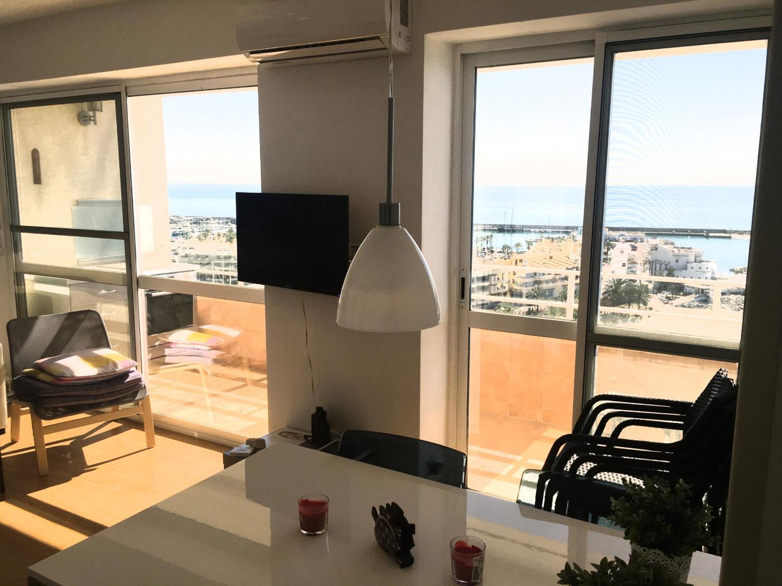 Deluxe penthouse with sea views near Puerto Marina