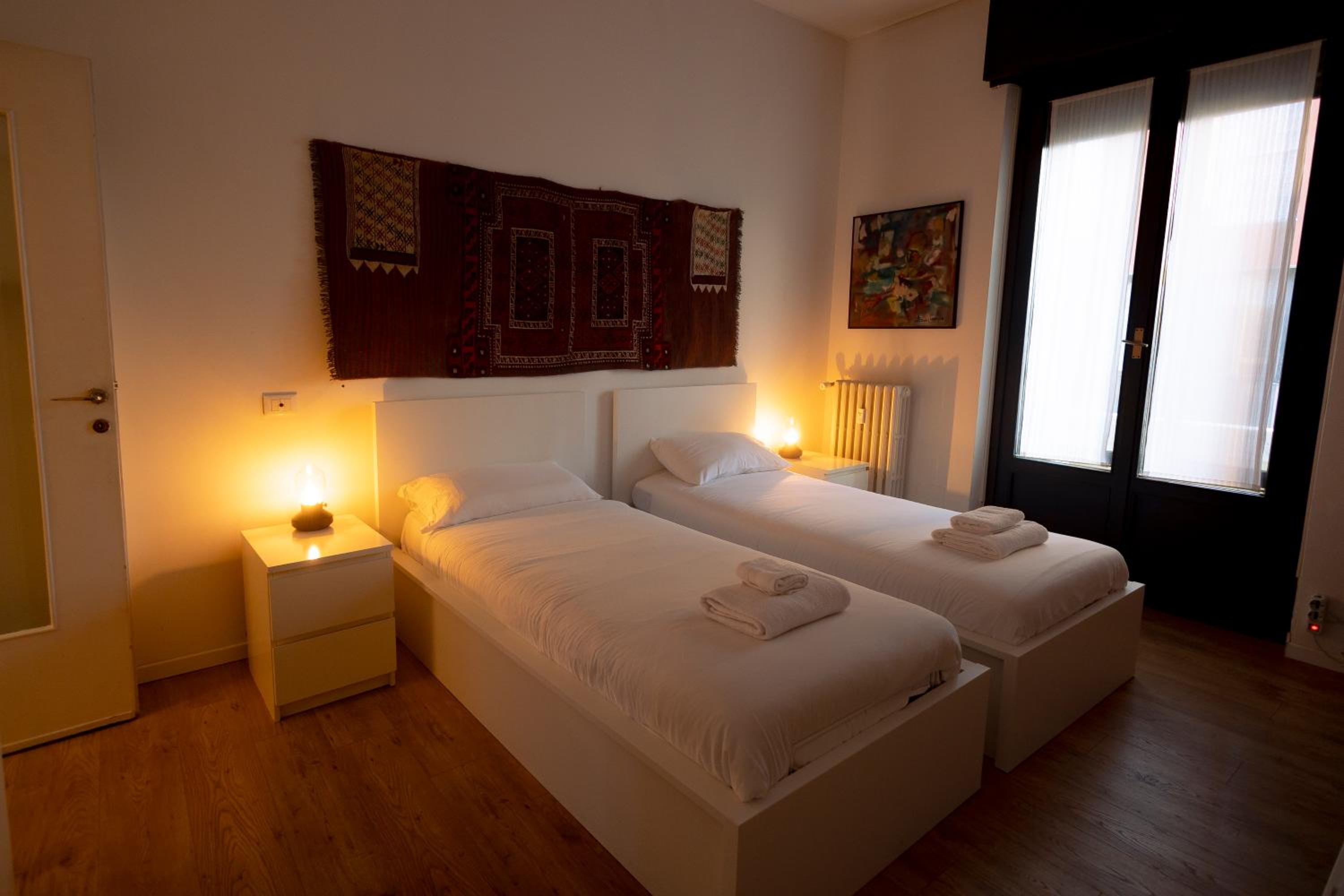 tHE Lantern Flat - Darsena Area