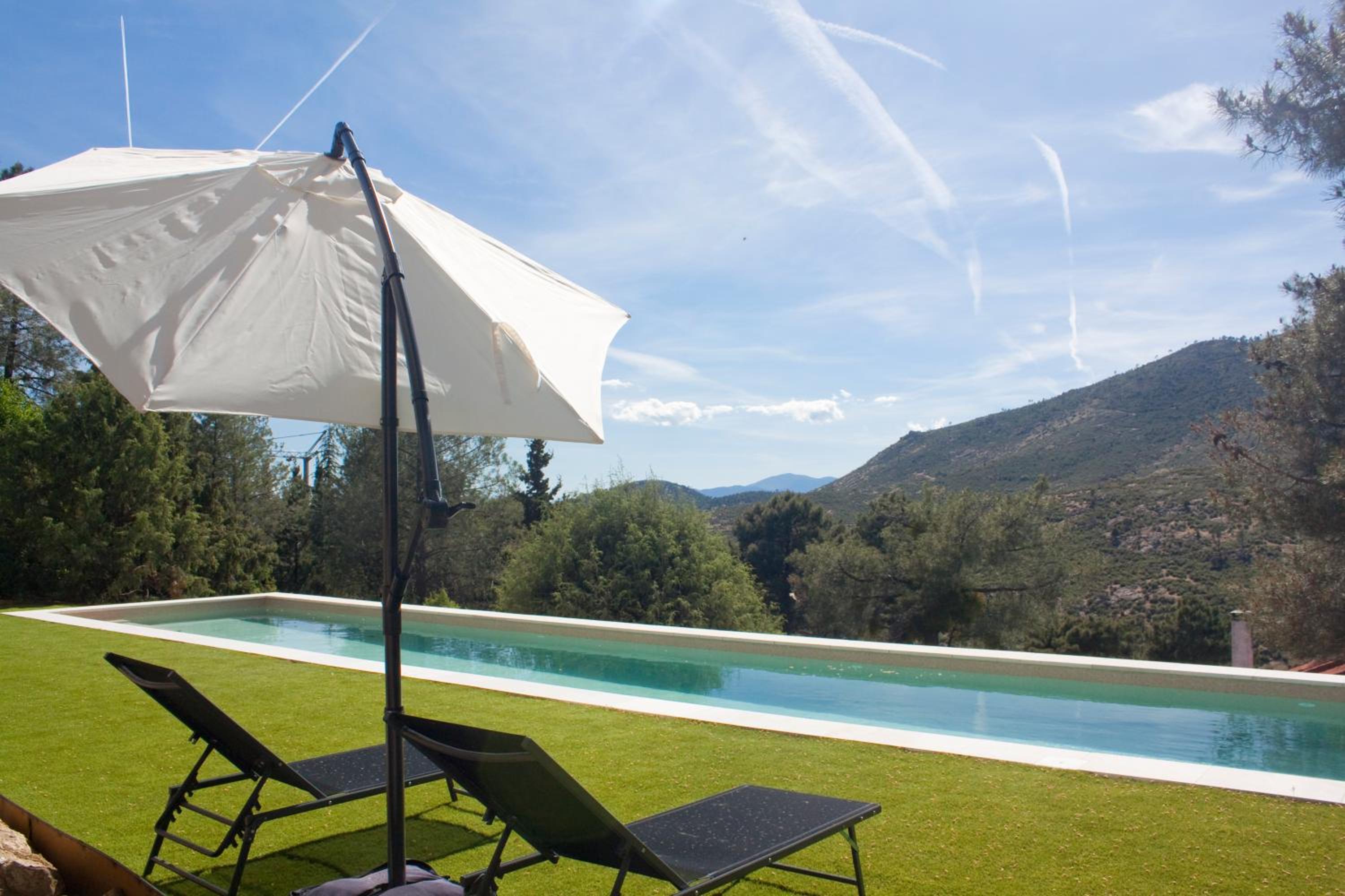 Casa rural con piscina y vistas espectaculares