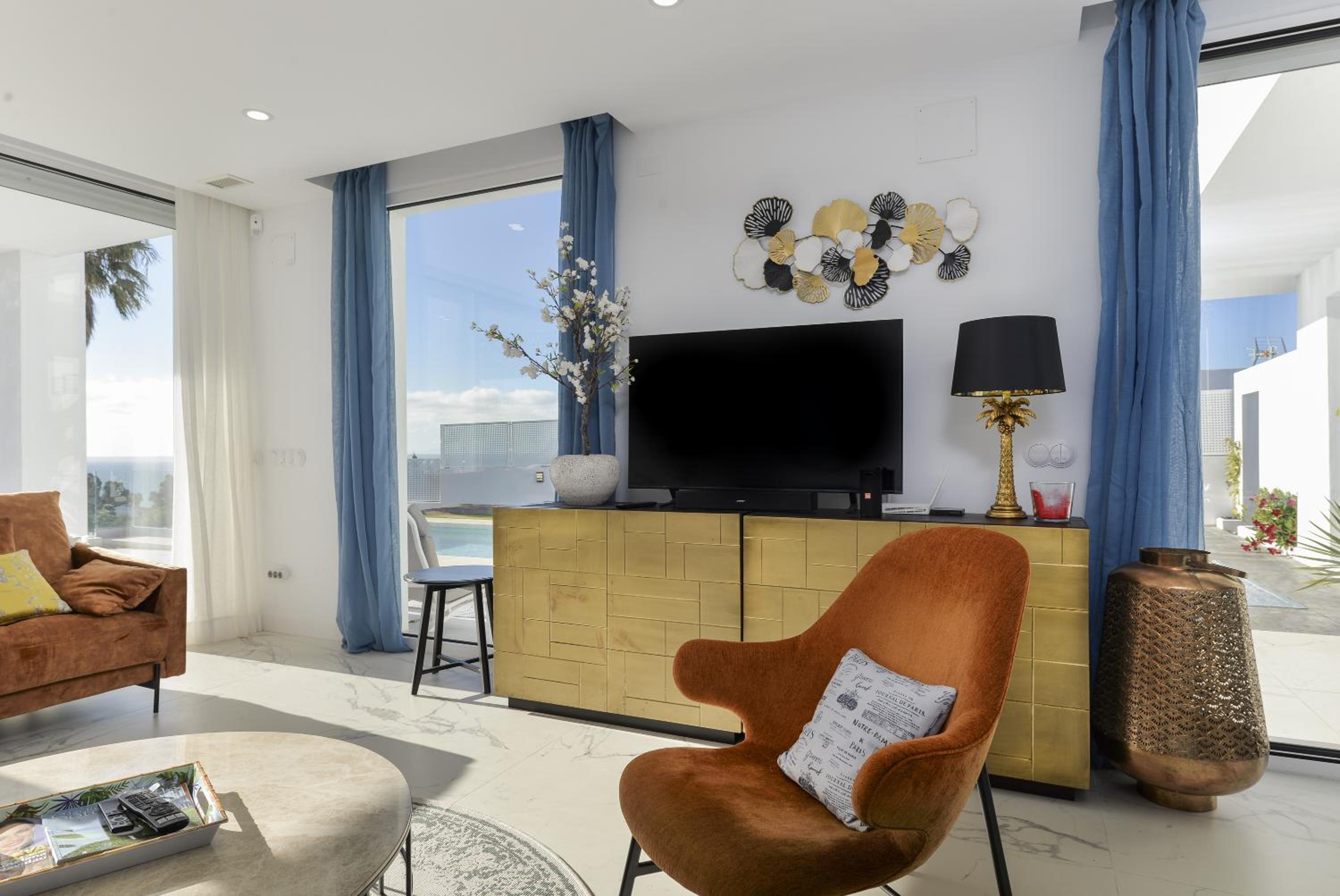 luxurious villa MOGA overlooking the sea and Gibraltar