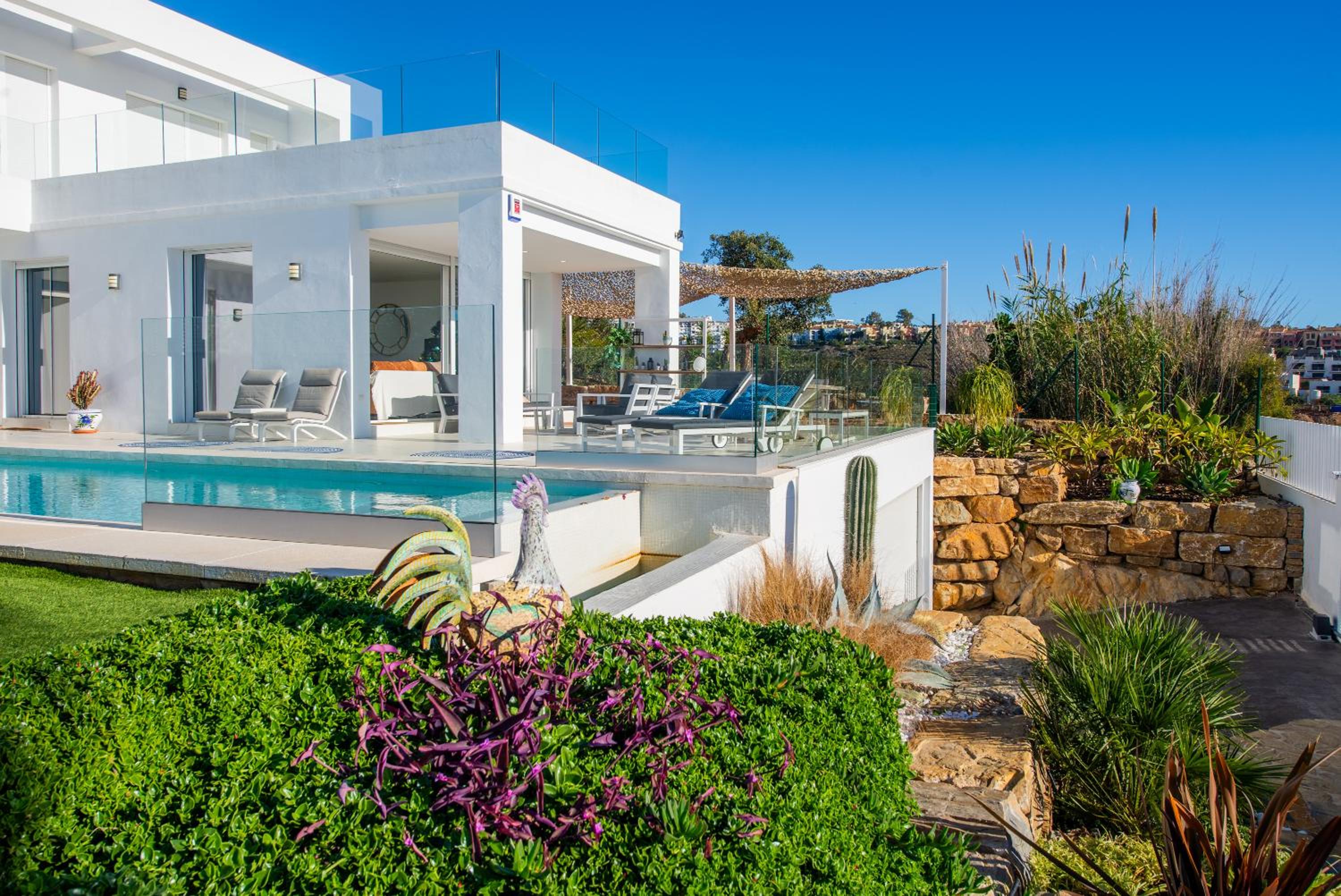 luxurious villa MOGA overlooking the sea and Gibraltar