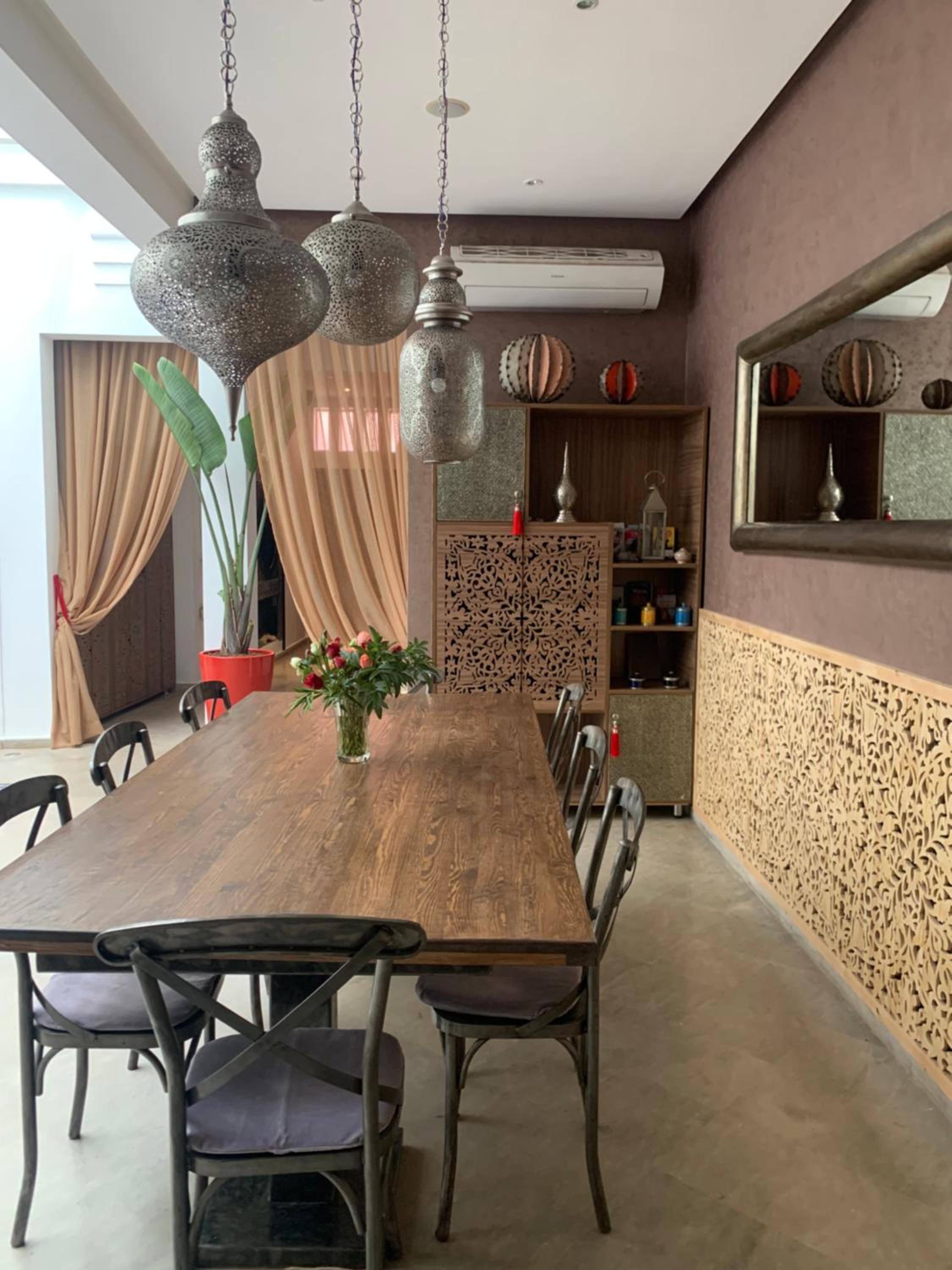 dining