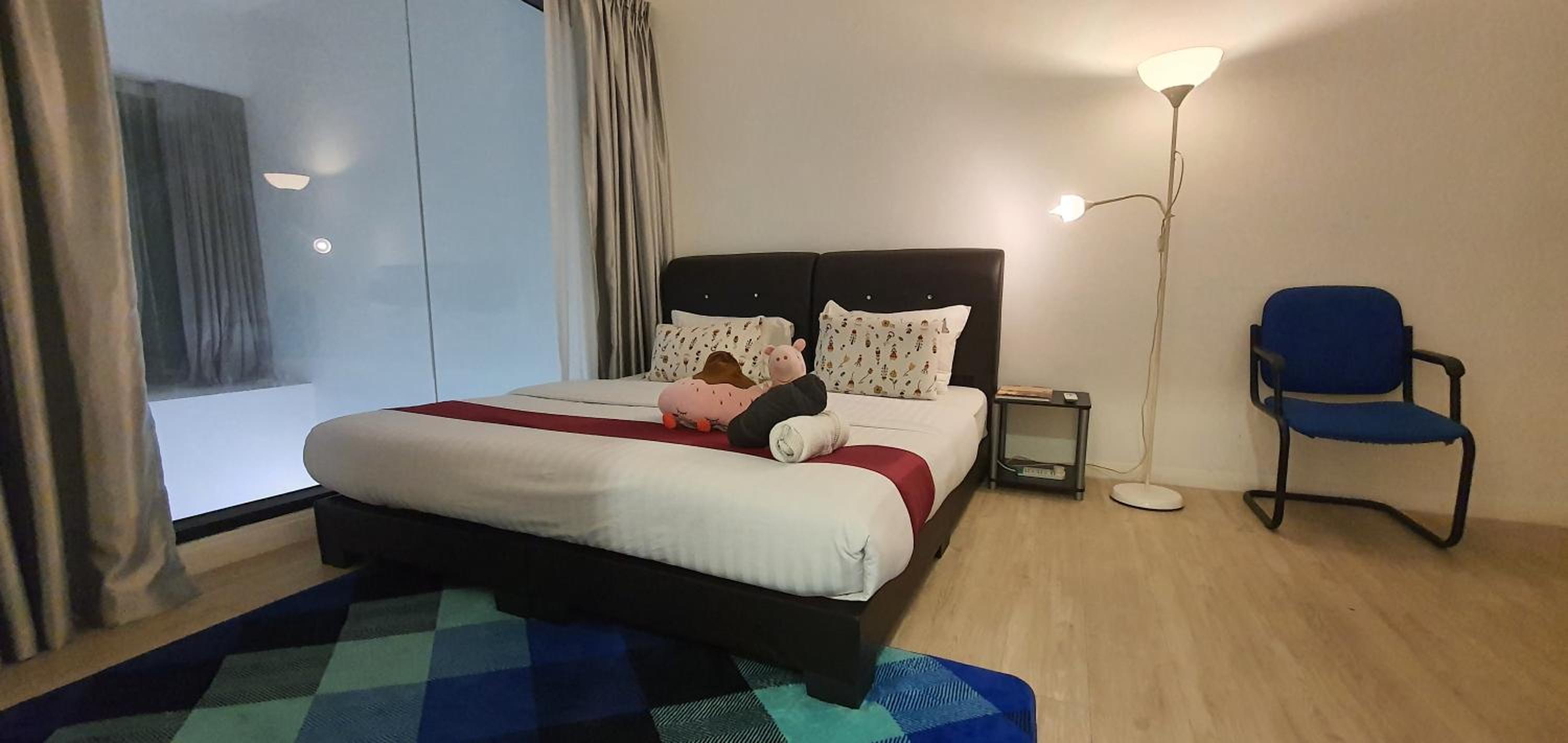 MCity Ampang (Room in shared apartment)