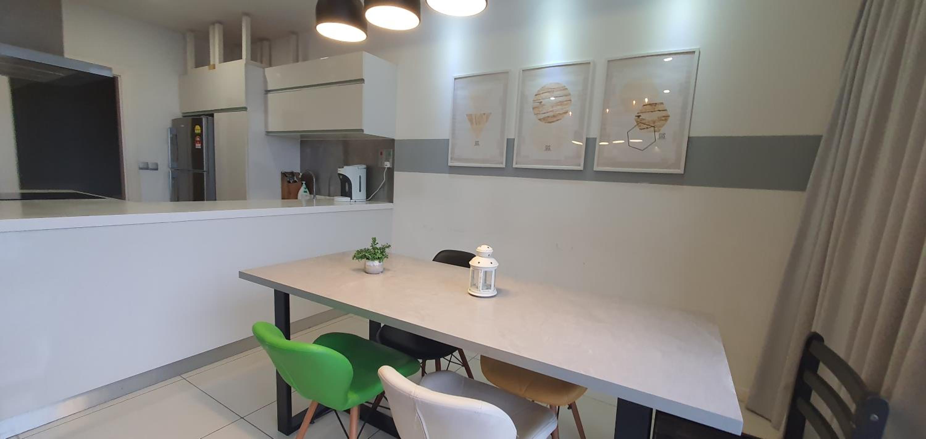 MCity Ampang (Room in shared apartment)