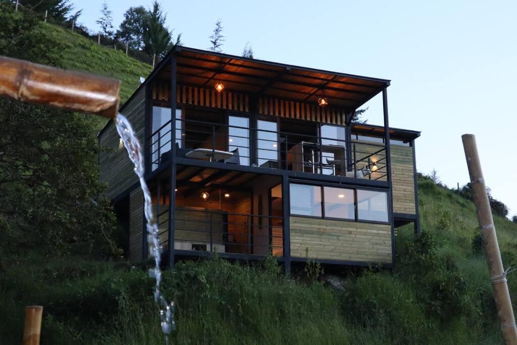 Magma Home Cabaña Loft - Guatape Piscina-Jacuzzi