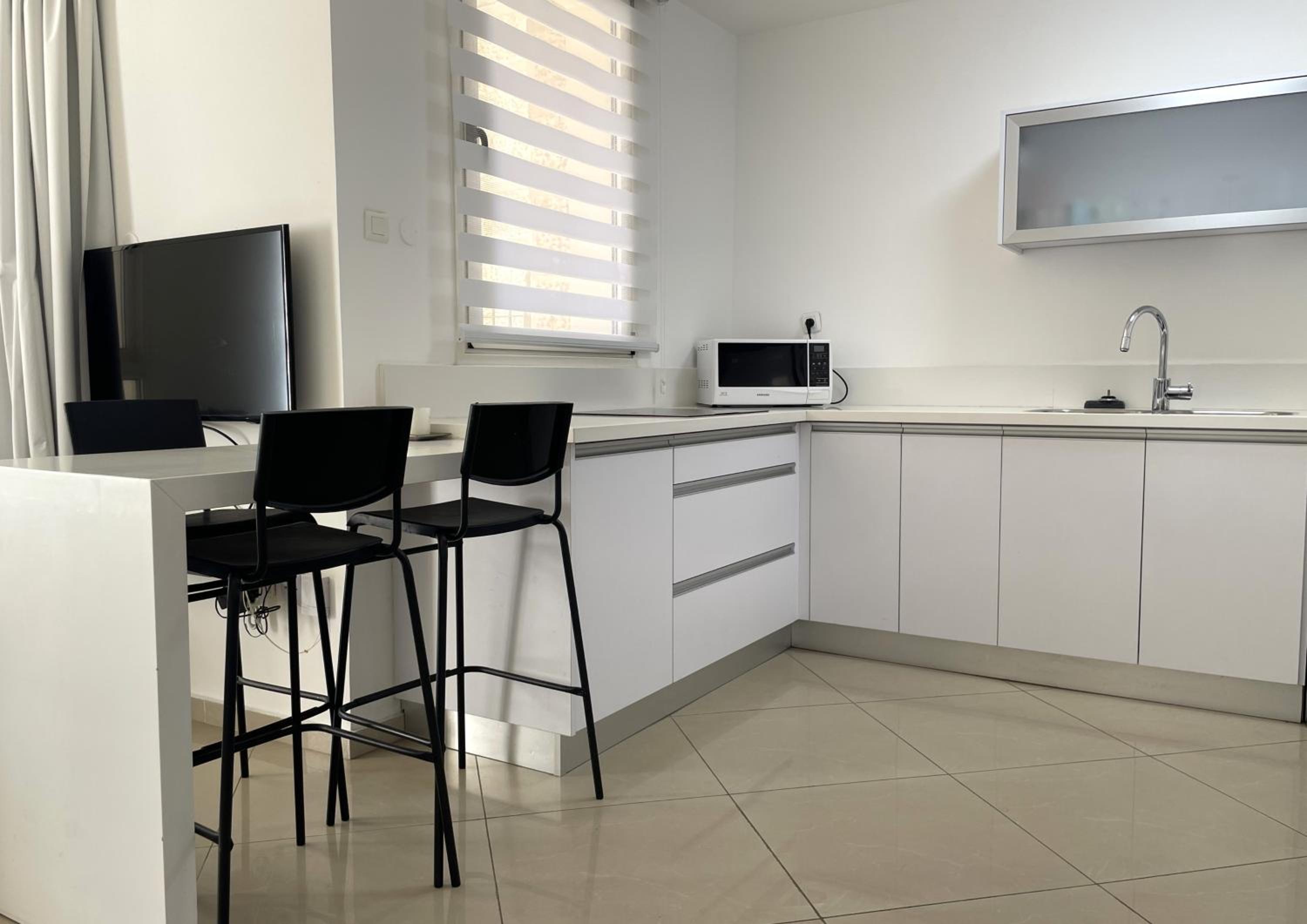 Stylish 3BR Golf Residence Eilat view 4