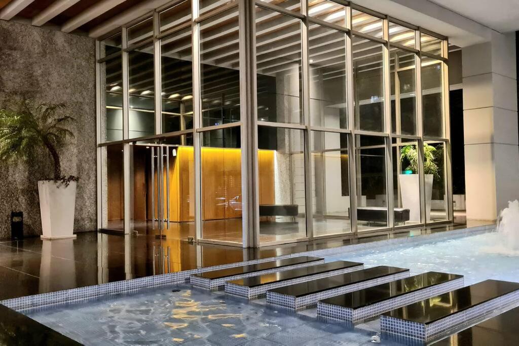 Palermo High Floor Apt. -City & River View-