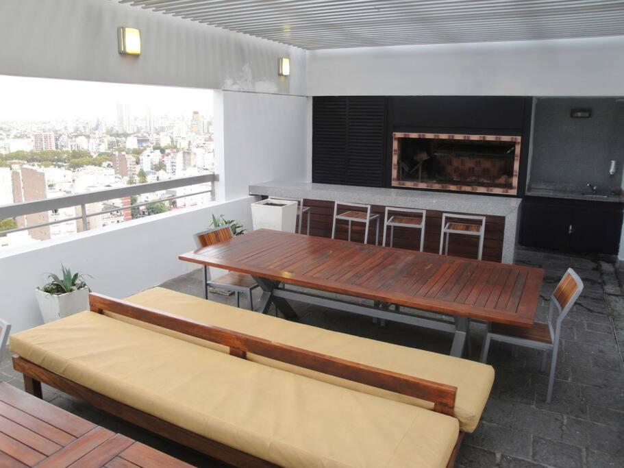 Palermo High Floor Apt. -City & River View-