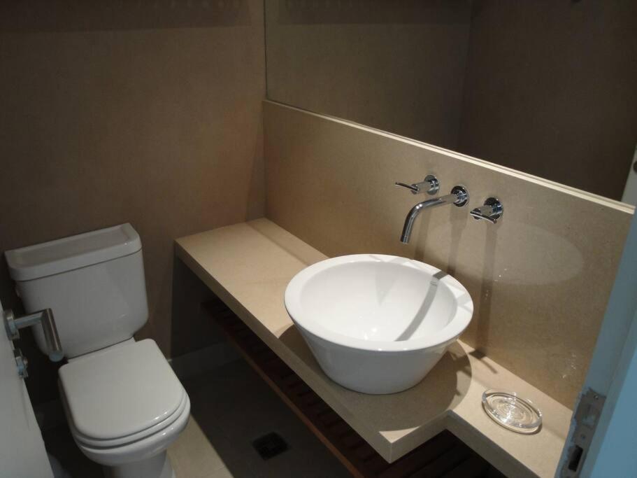 Palermo High Floor Apt. -City & River View-