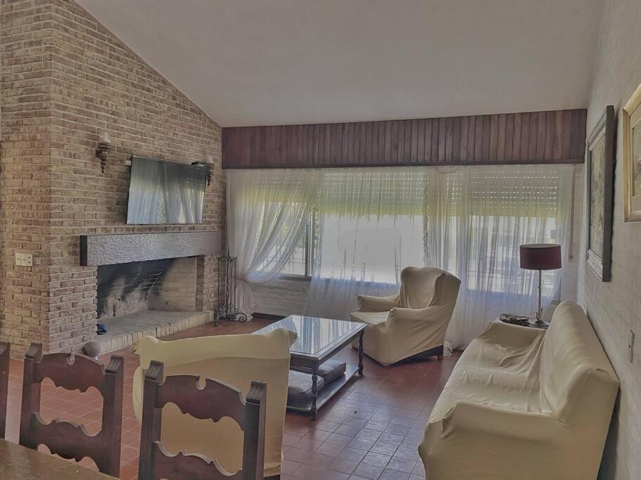 Chalet tradicional a metros de la playa
