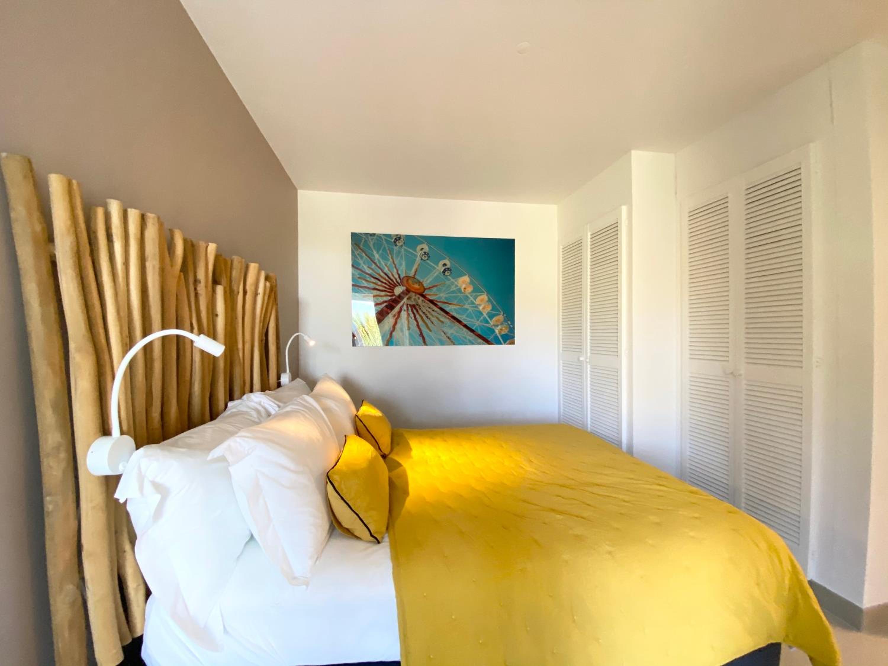 Pearl's Roc Villa