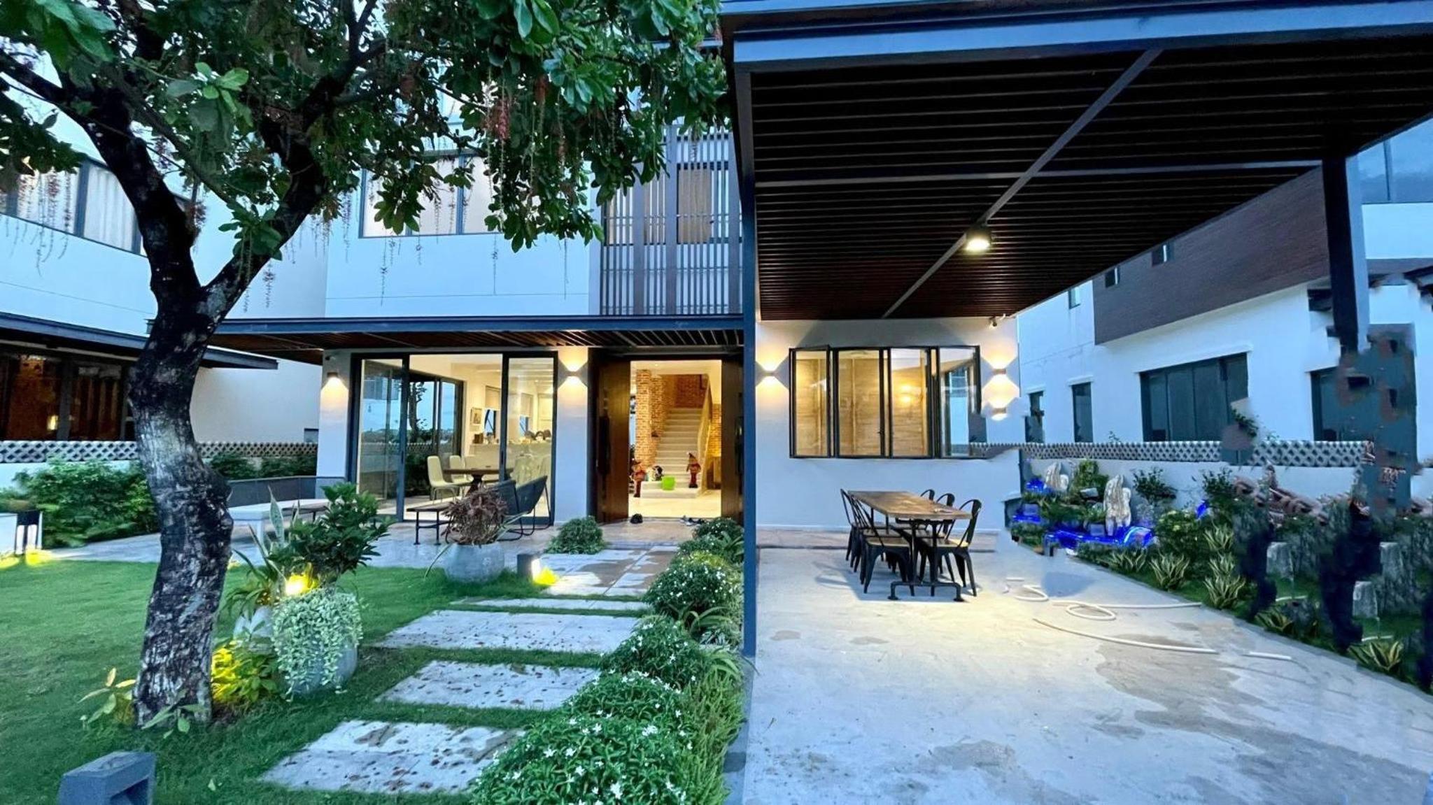 Villa de Lumiere - đô thị thượng lưu Swanbay, Đại Phước 330m2 với 6 phòng ngủ tiện nghi