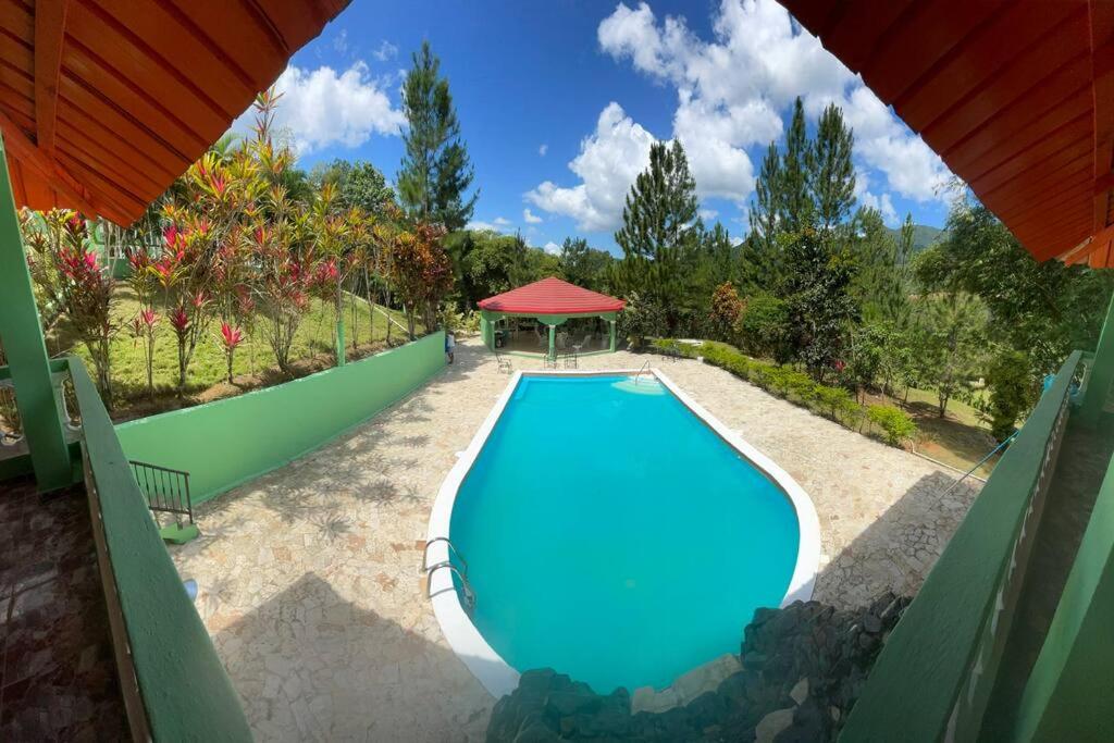 Villa Don Manuel - hotel in Calle criadero de pescado, camino caña blanca Localidad Novillero, Sección Catarey, por la entrada de Cítricos Dominicanos,, Villa Altagracia