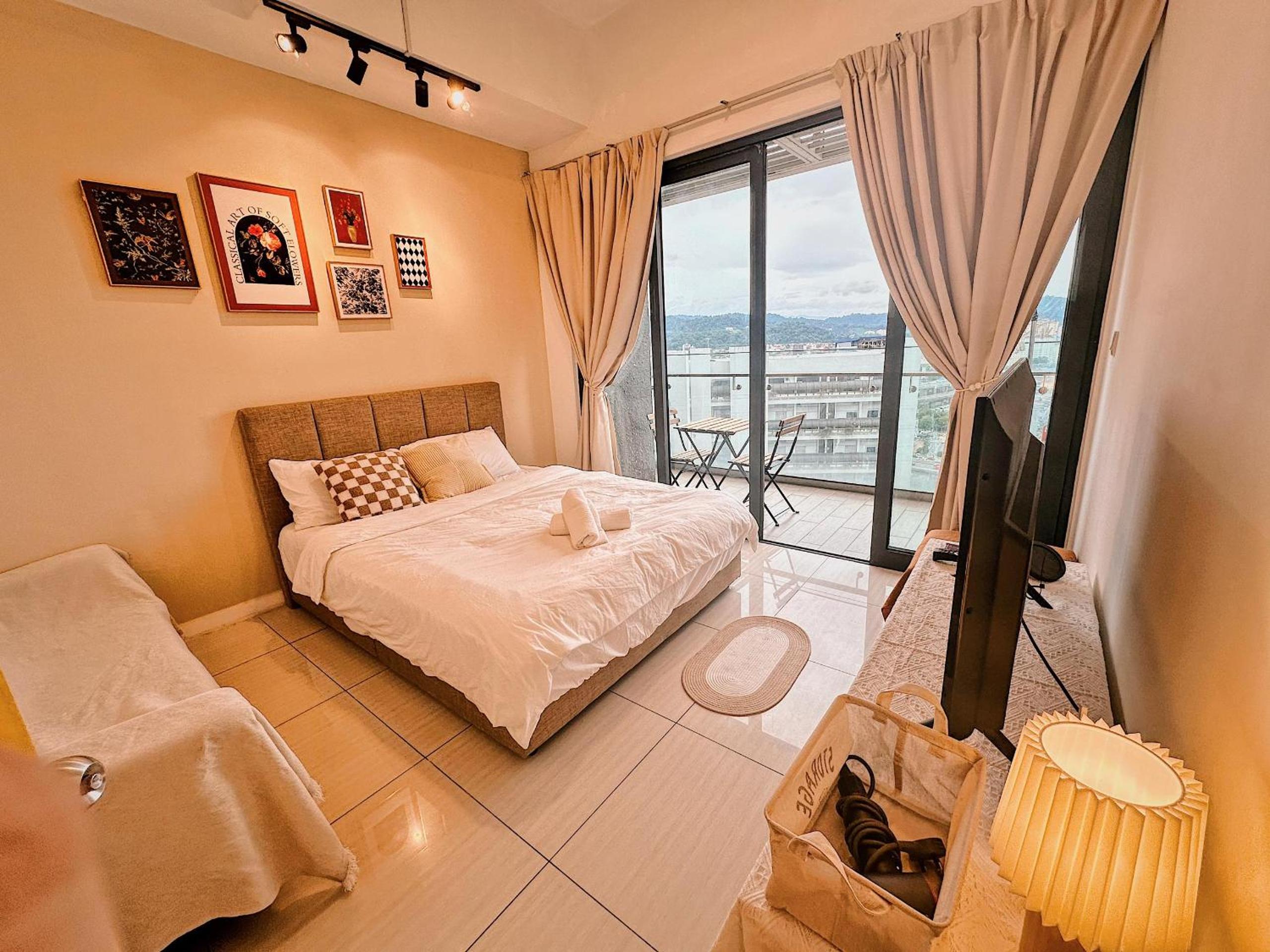 2 Bedroom, The Elements Ampang KLCC with NETFLIX