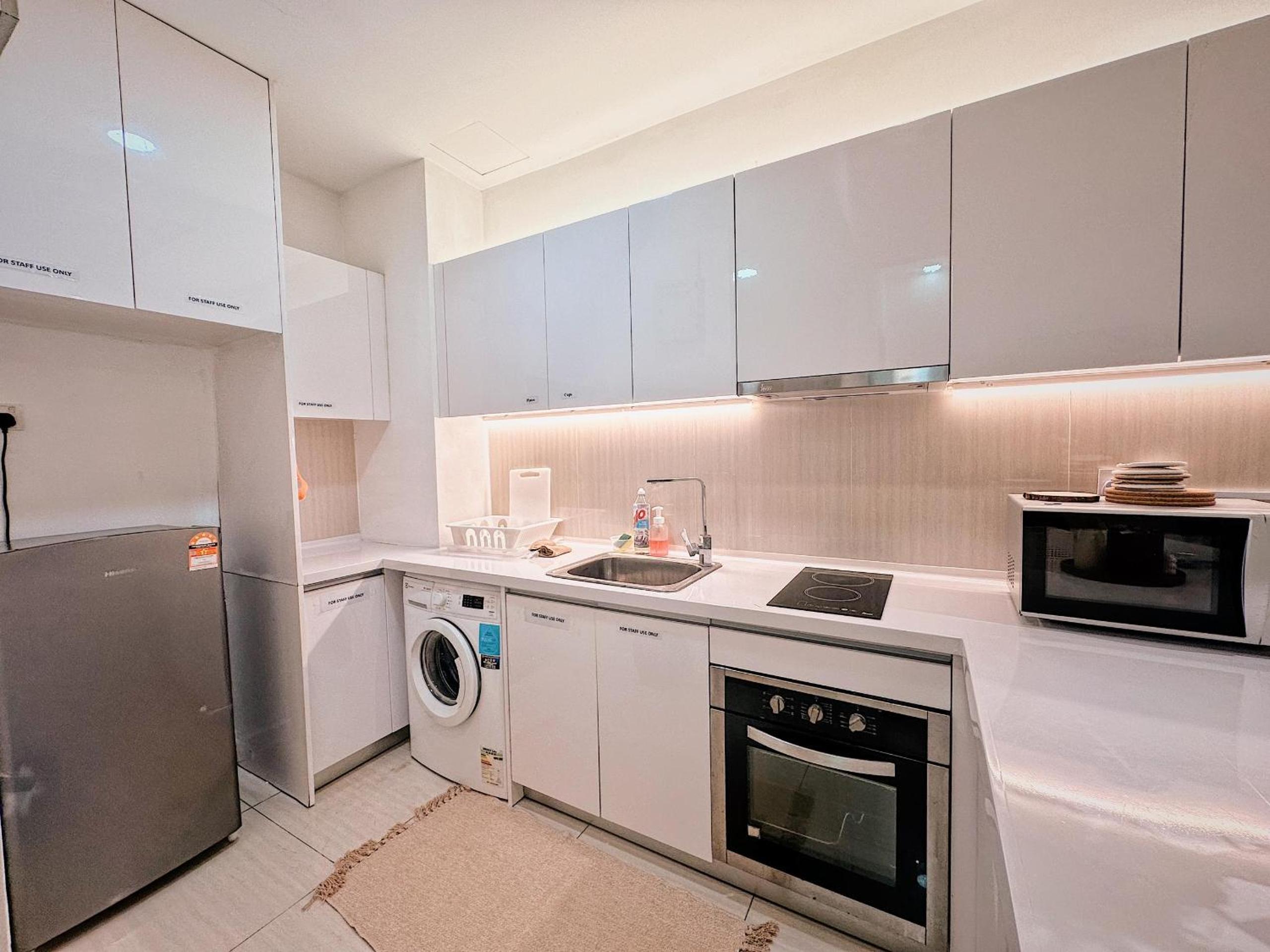 2 Bedroom, The Elements Ampang KLCC with NETFLIX