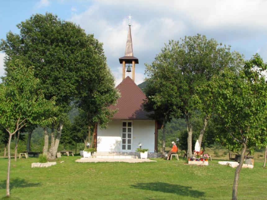 Photo 32