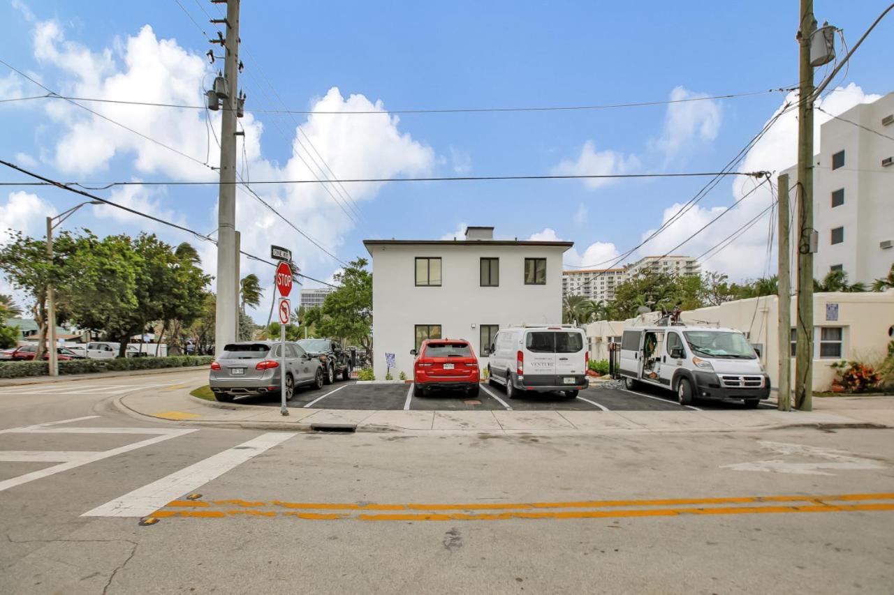 Condo Right off Las Olas Steps to FTL Beach 1A view 3