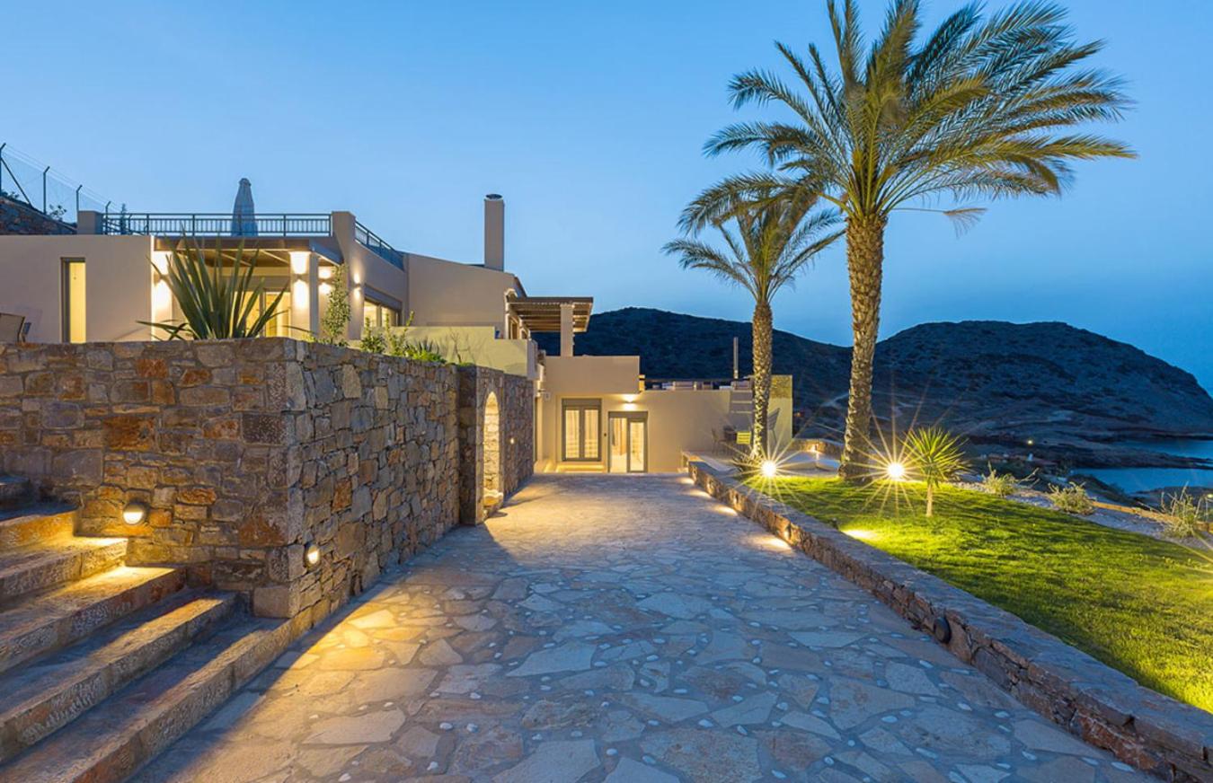 Artisan's House view 2