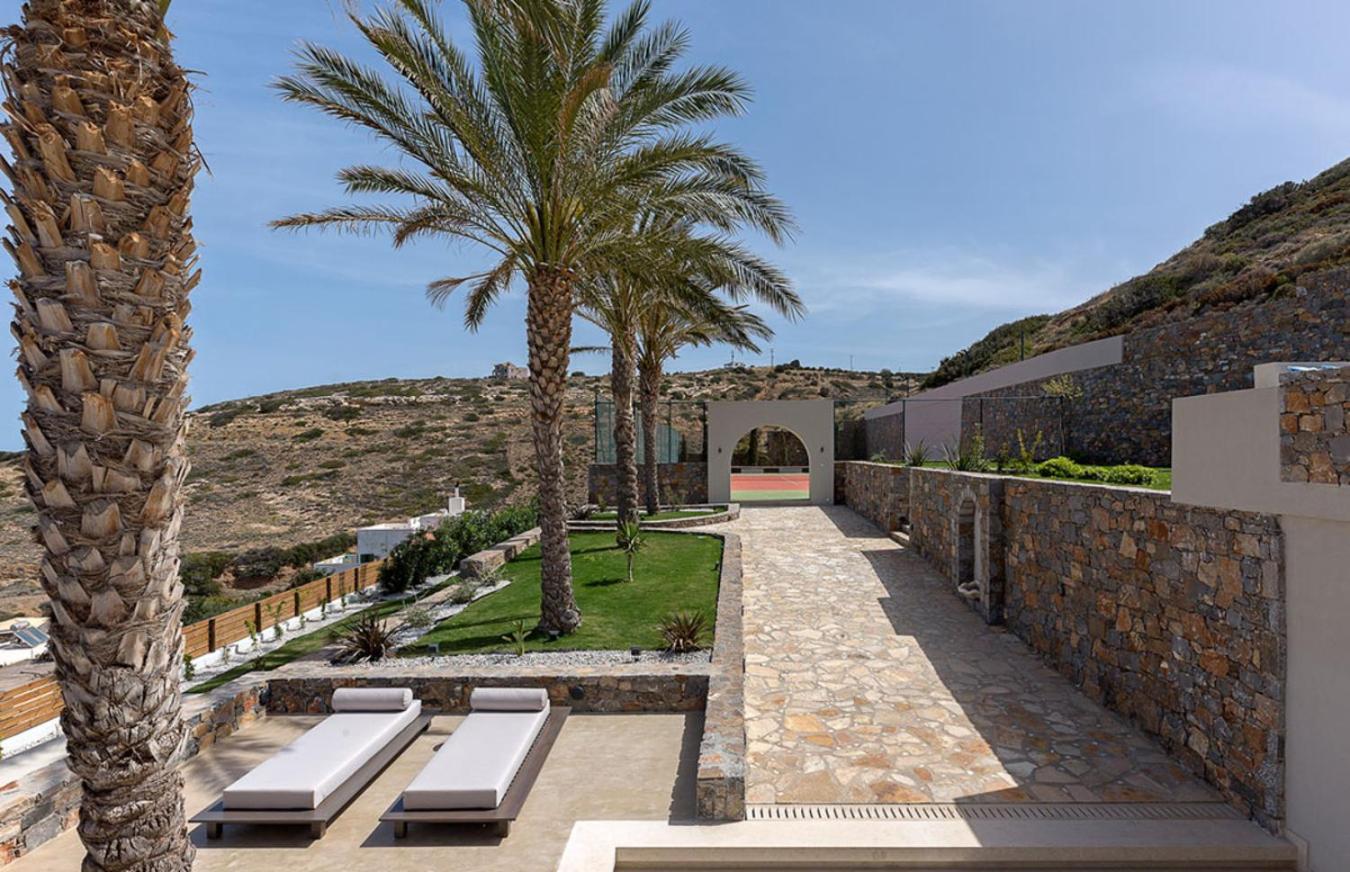 Artisan's House view 5