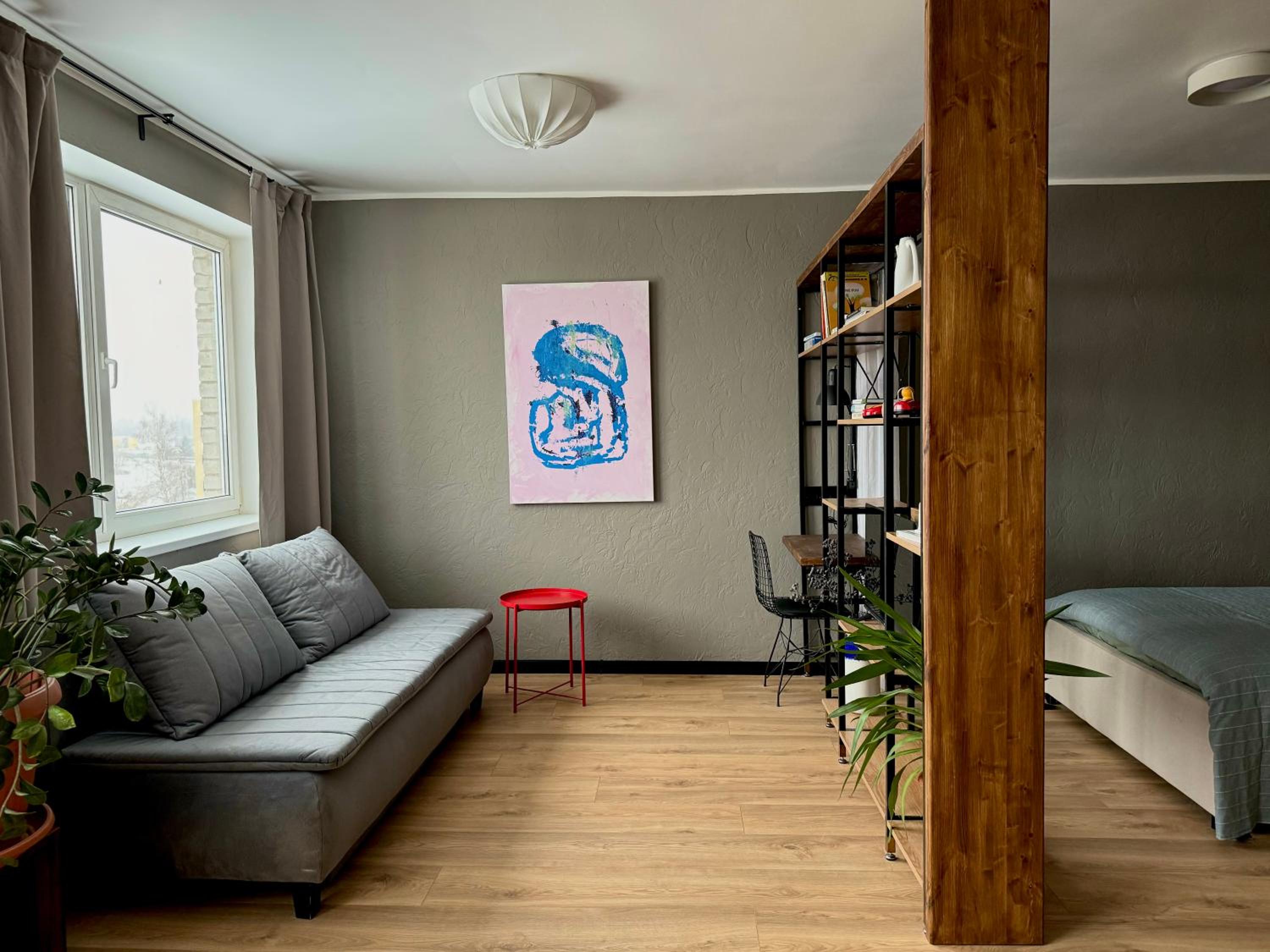 Grey studio in Maardu