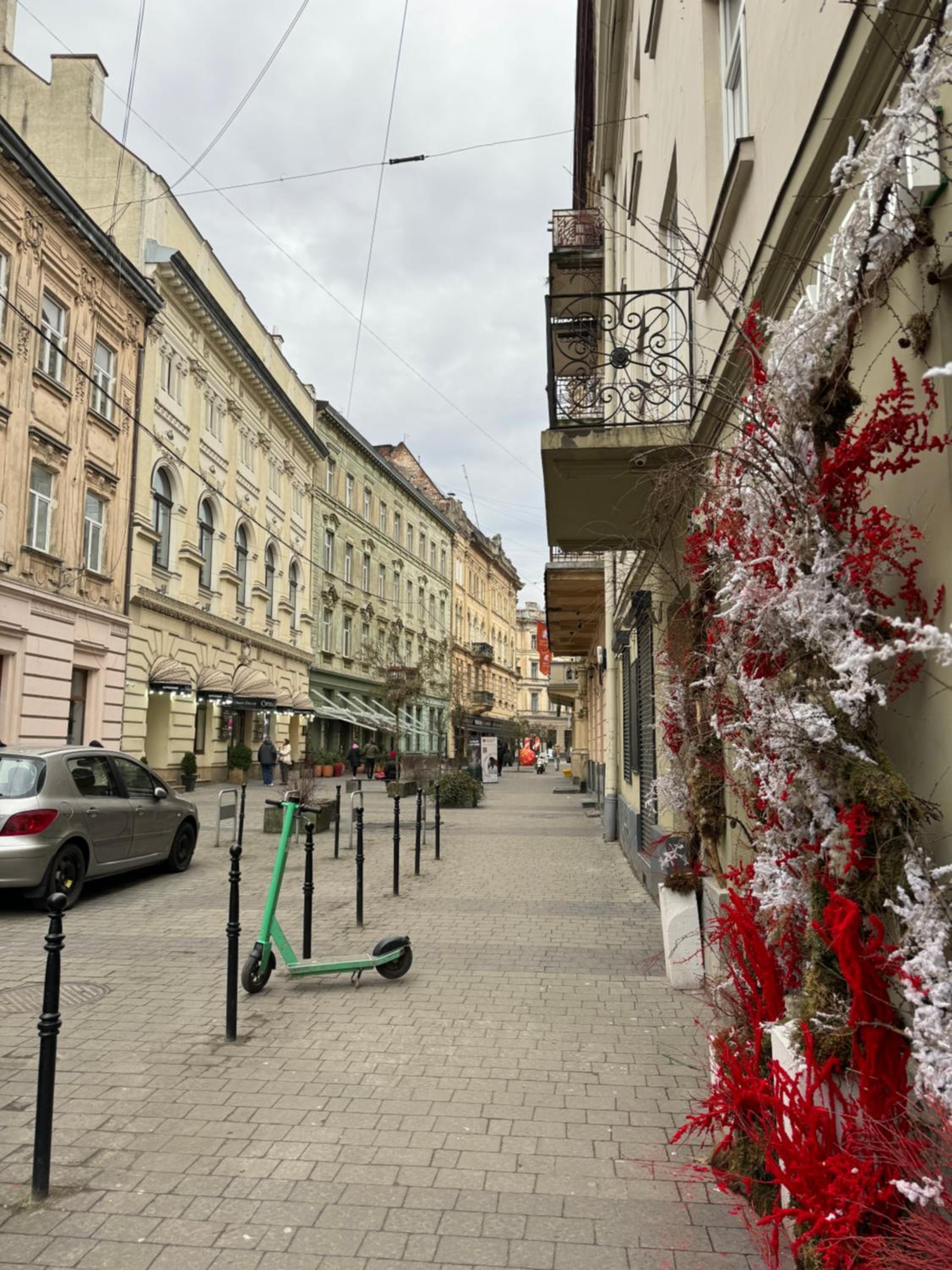 Art studio near Opera theatre view 2