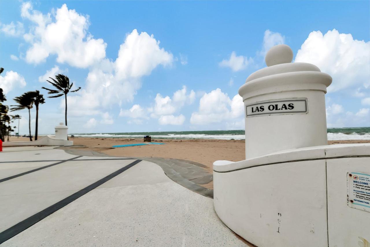 Studio Right off Las Olas - Steps to FTL Beach 2C view 4