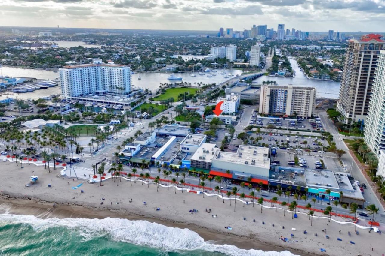 Lux Villa 3br 2ba off Las Olas view 2