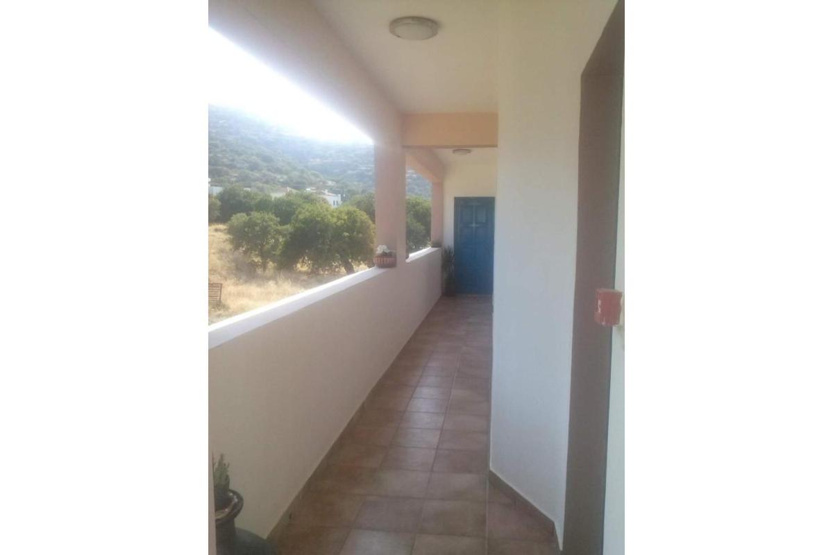 Frantzis studio 5 view 5