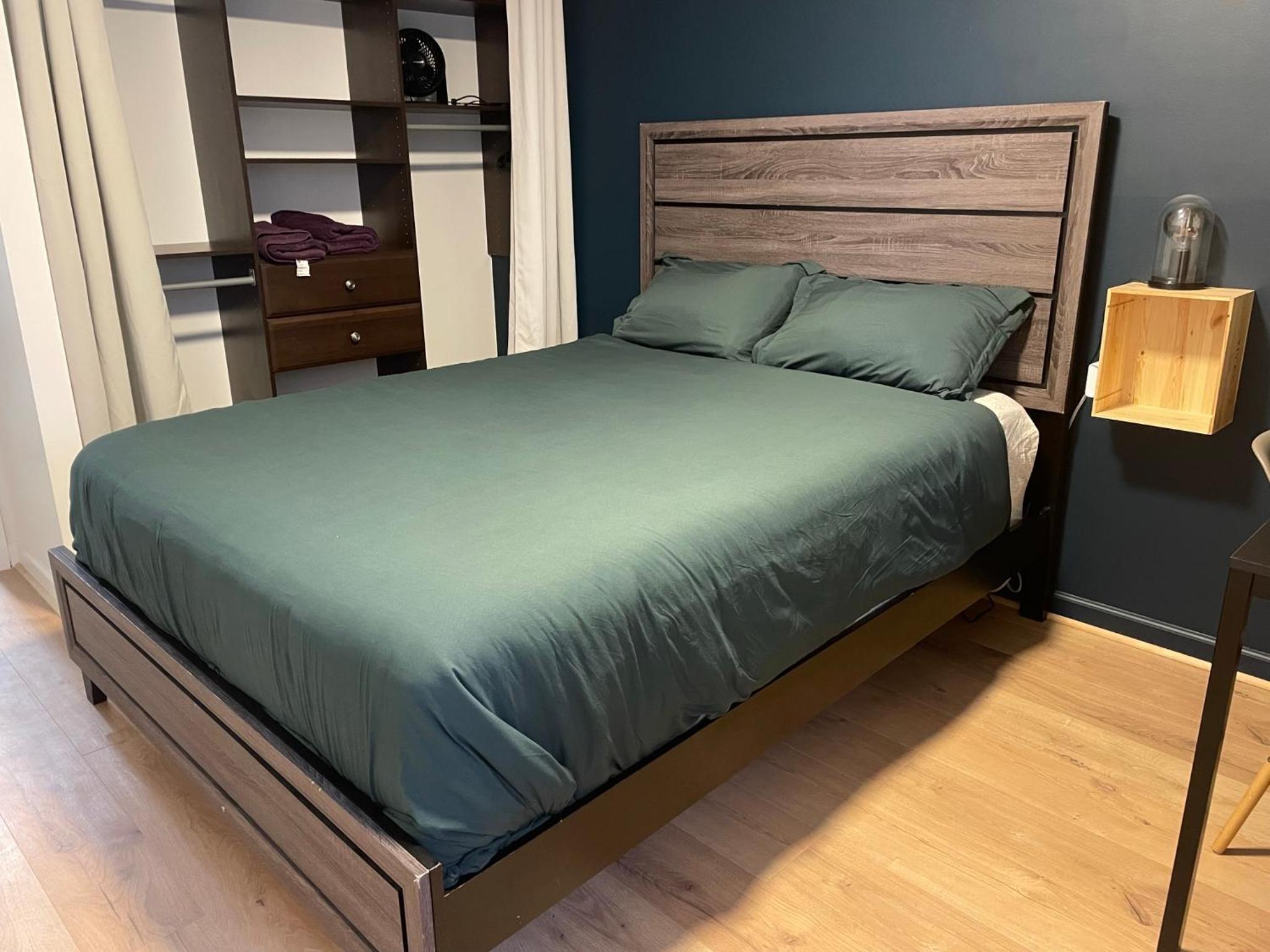 Cosy place in Downtown with Free Parking - Self entrance