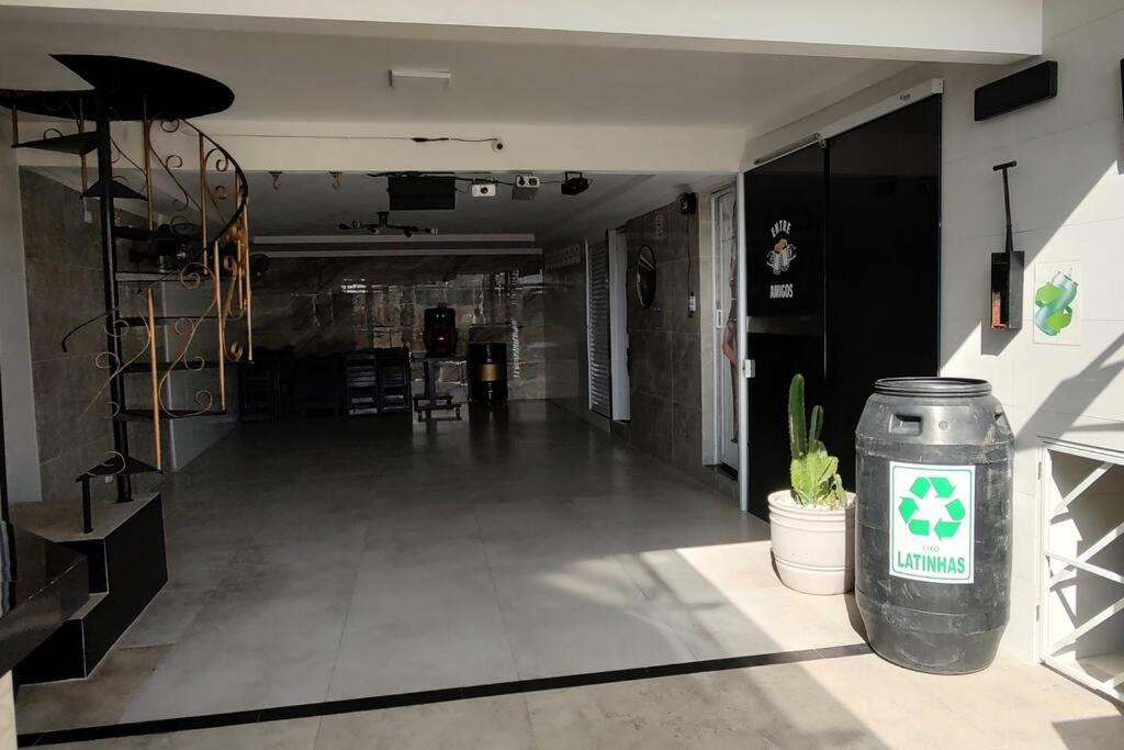 casa com piscina para 14 pessoas