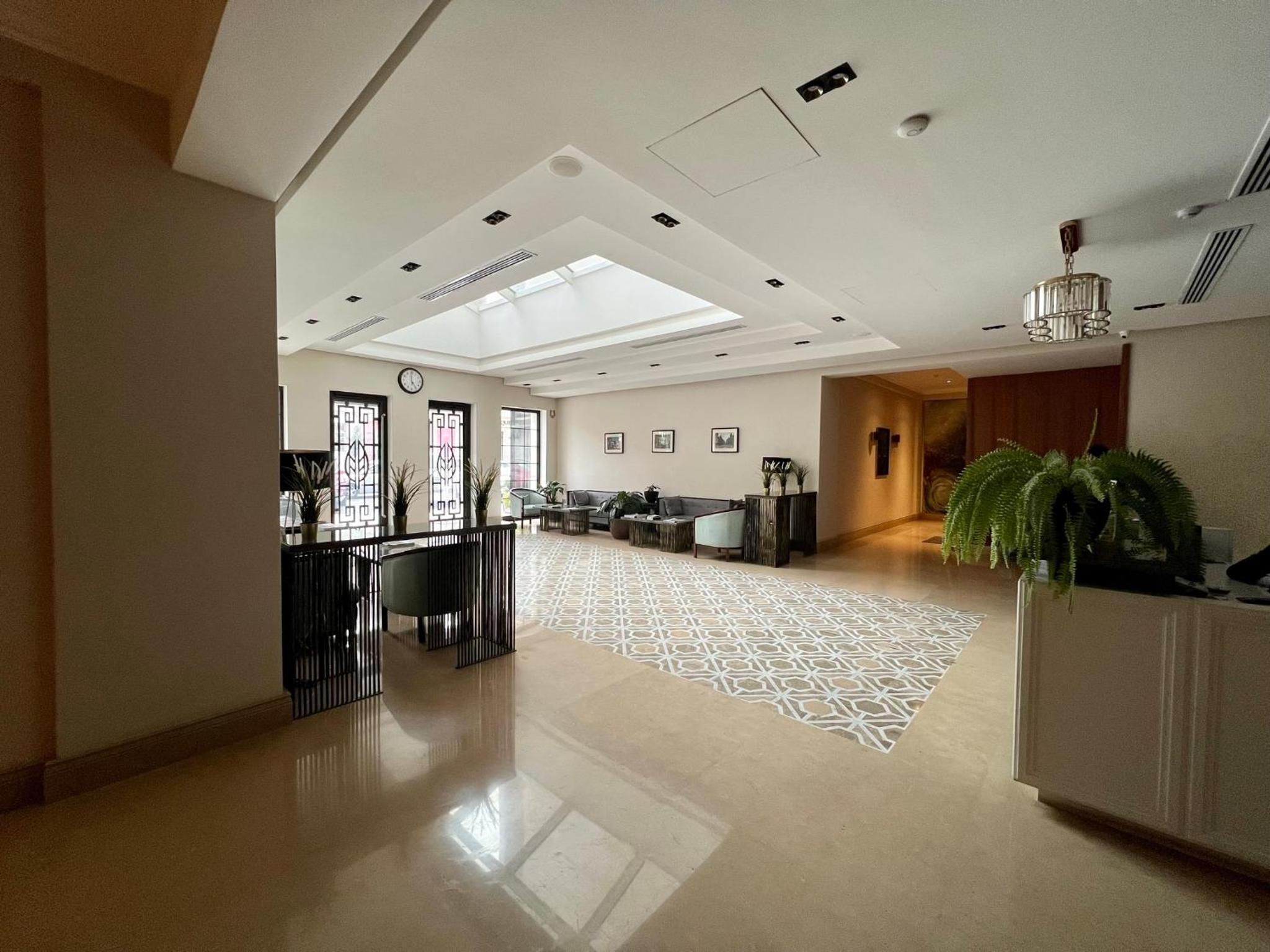 Bayil apartment by Baku Housing
