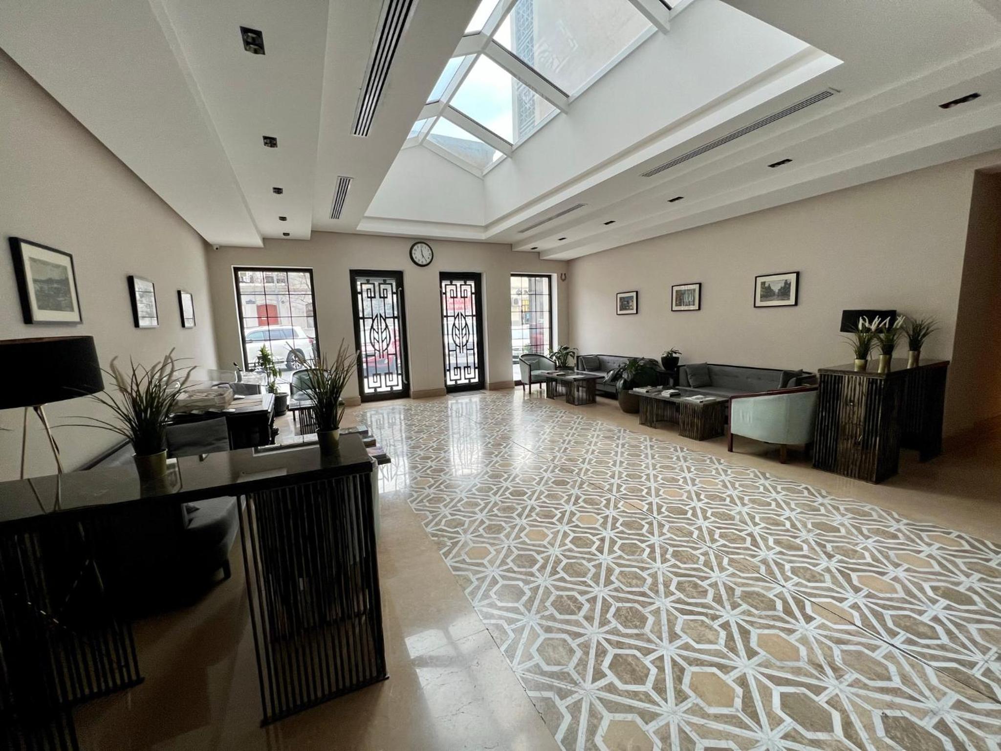 Bayil apartment by Baku Housing