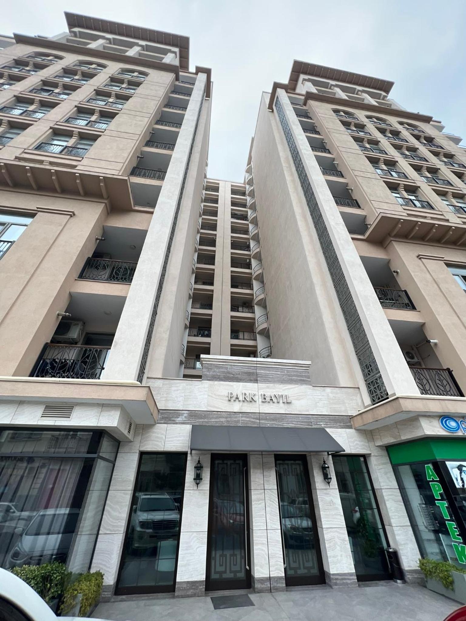 Bayil apartment by Baku Housing