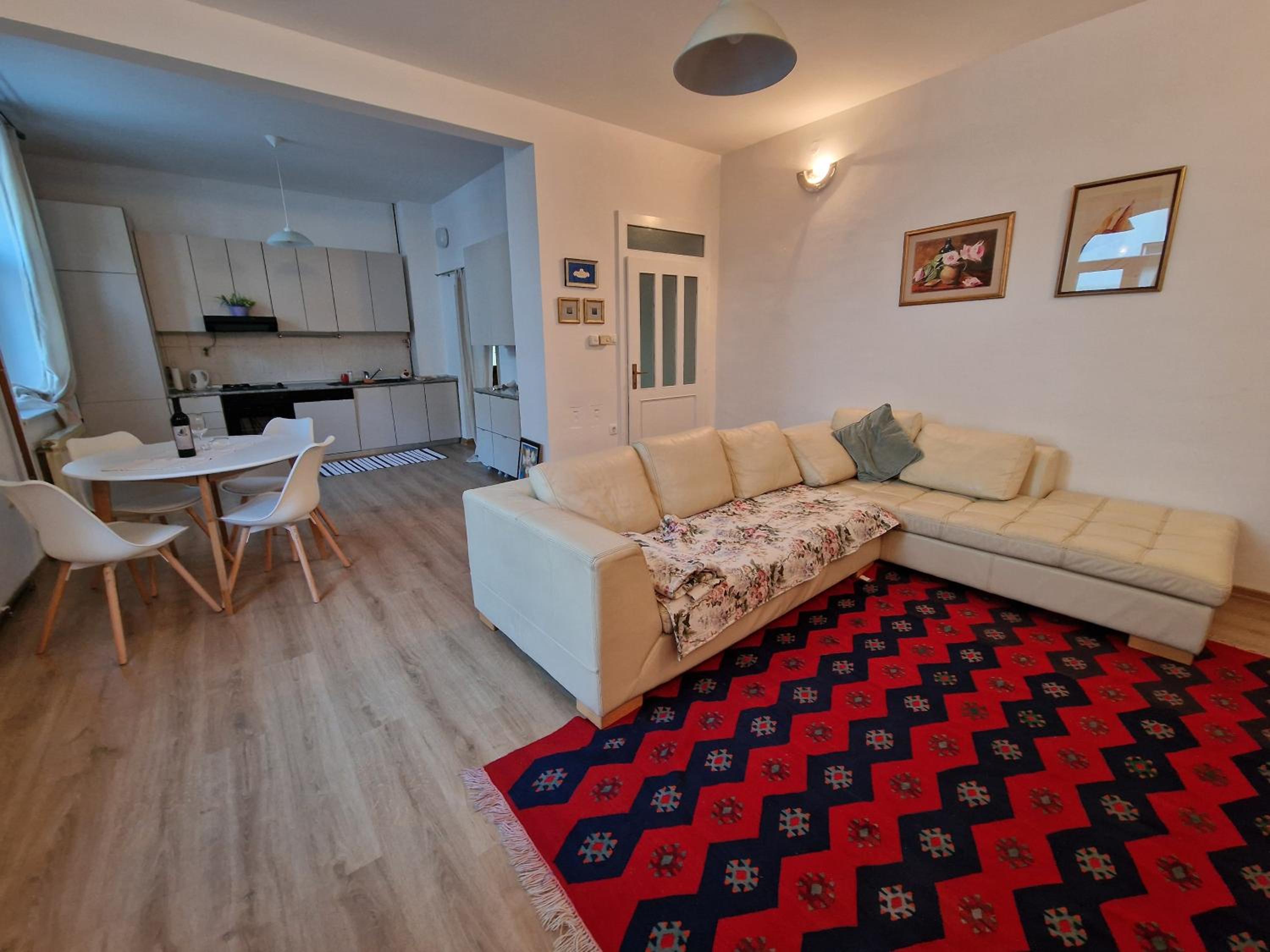 Apartment With Private Parking