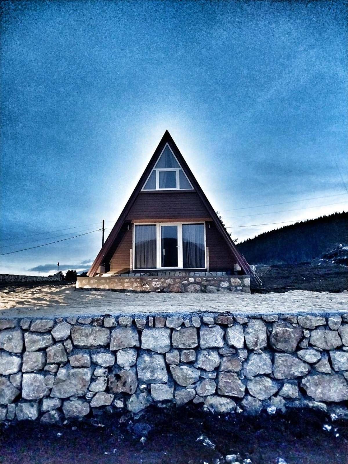 Vila Vrela