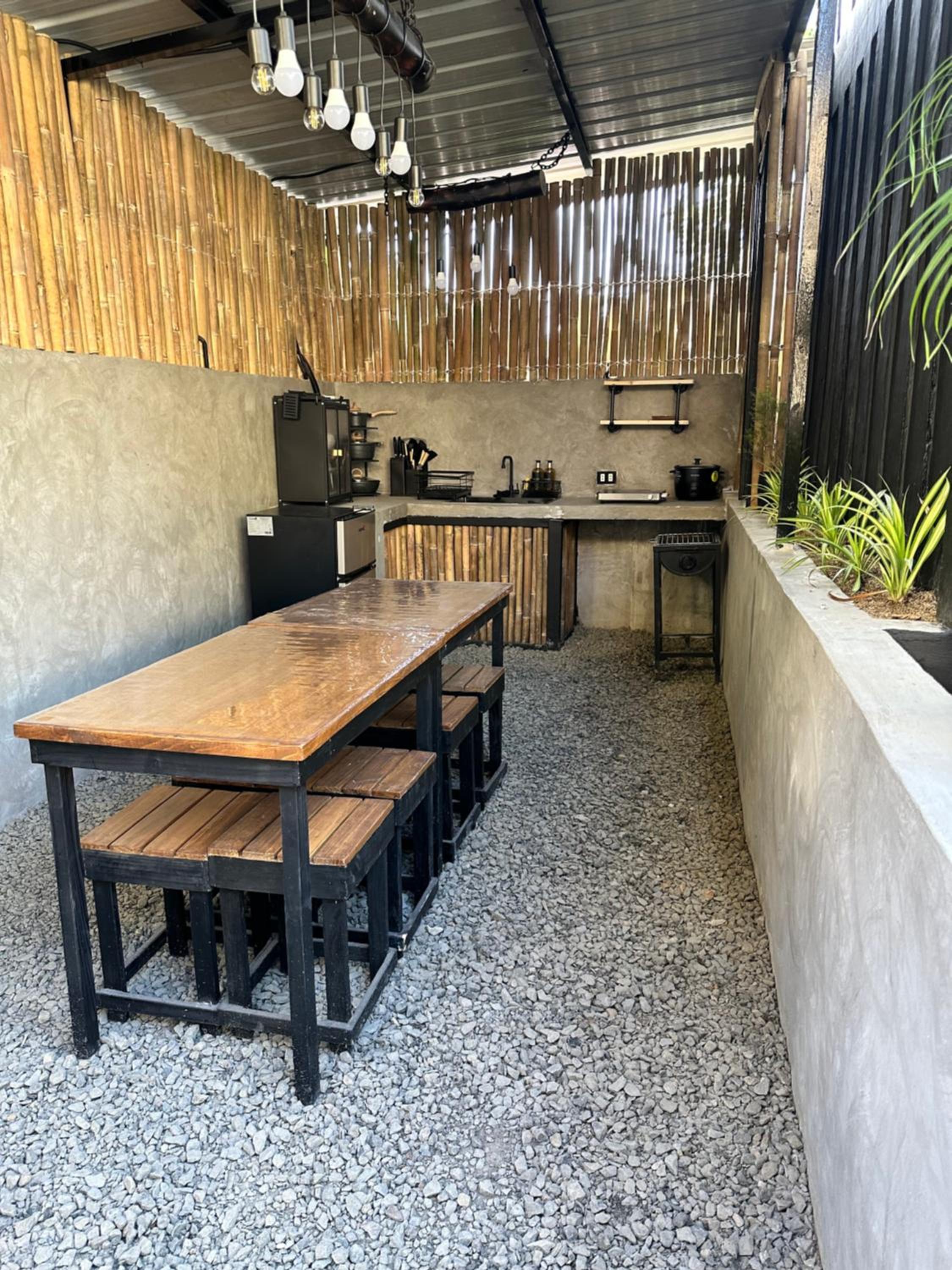 Likod Bahay Cabin view 4