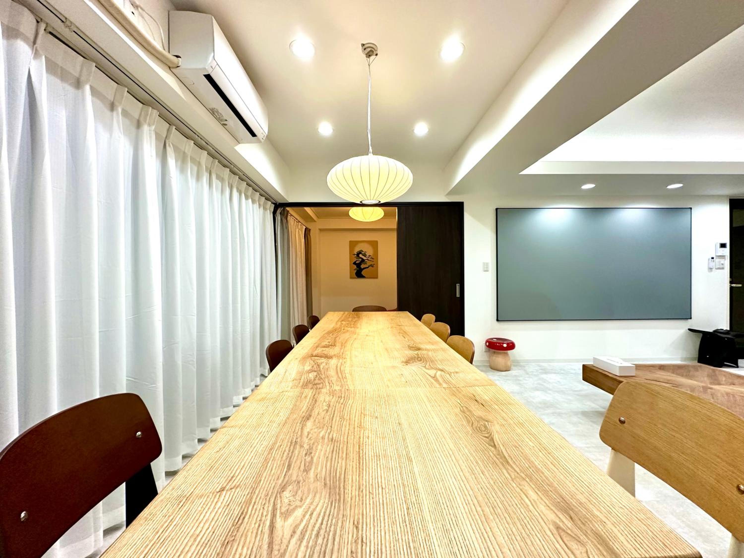 meeting & event spaces