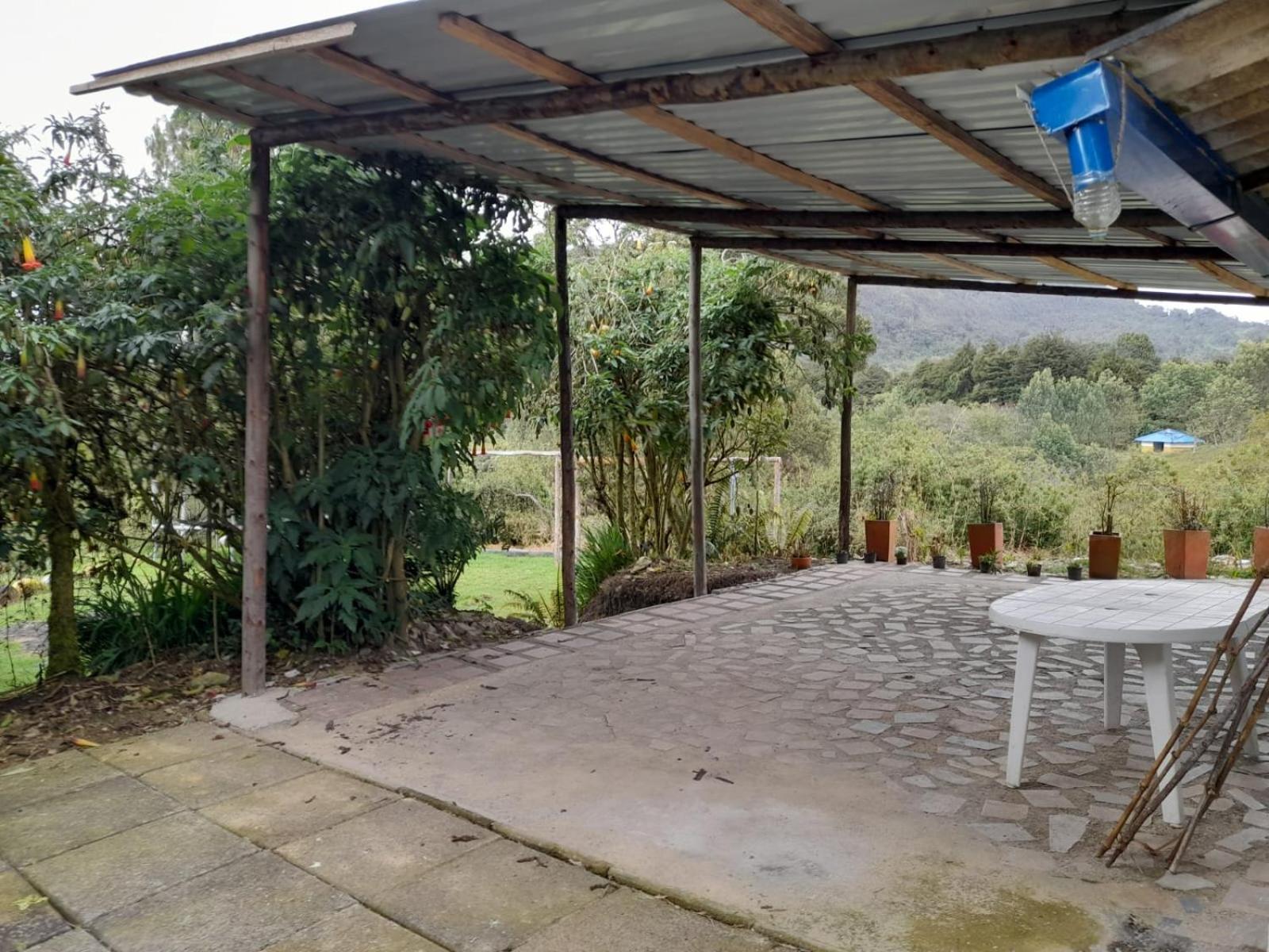 Acogedora cabaña entre las montañas de La Calera- Colombia
