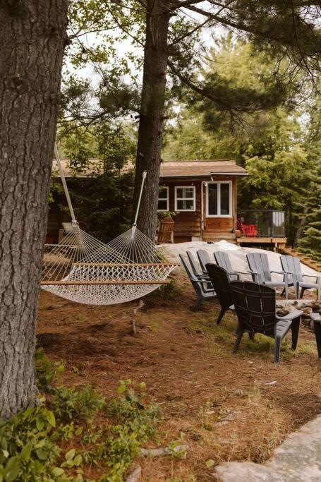 Waterfront private cottage on Koshlong Lake