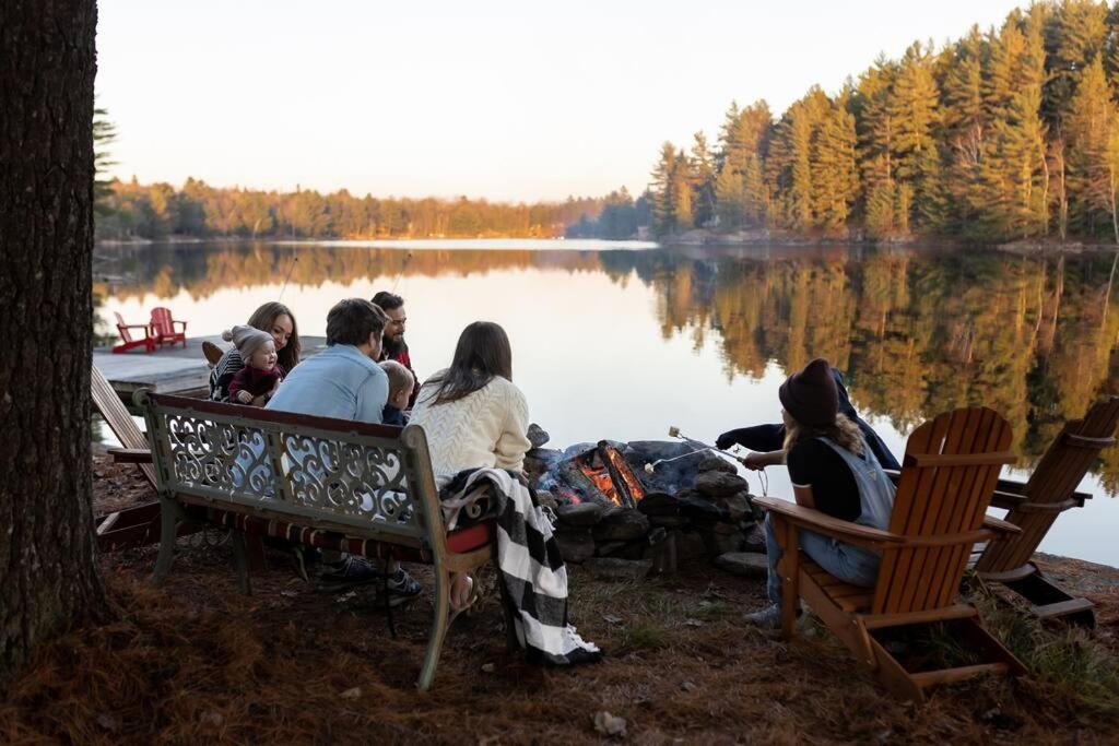 Waterfront private cottage on Koshlong Lake