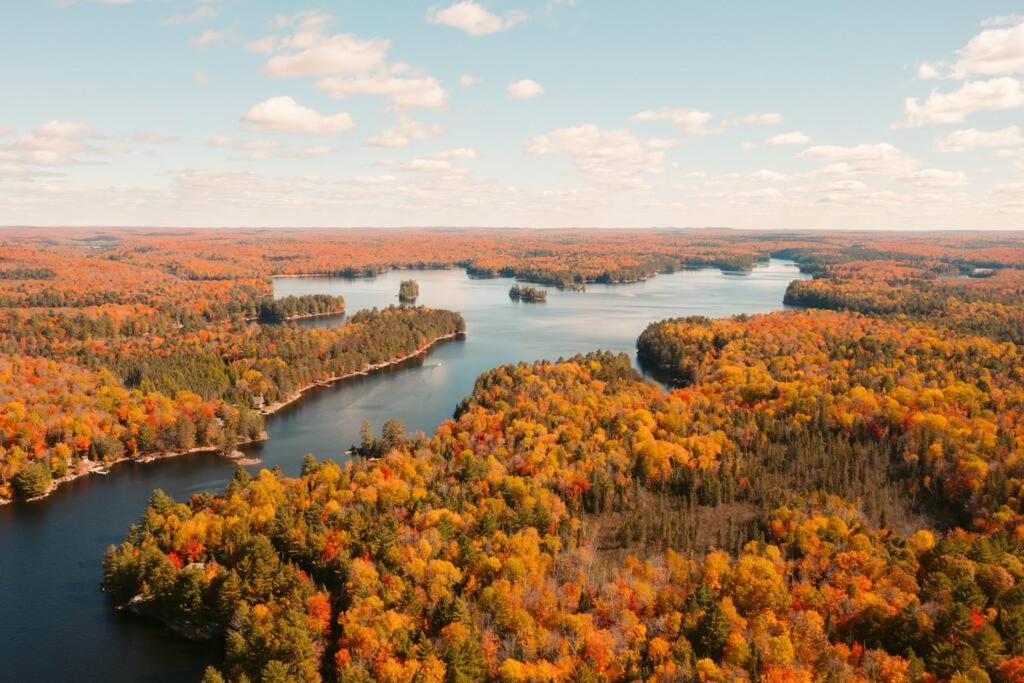 Waterfront private cottage on Koshlong Lake