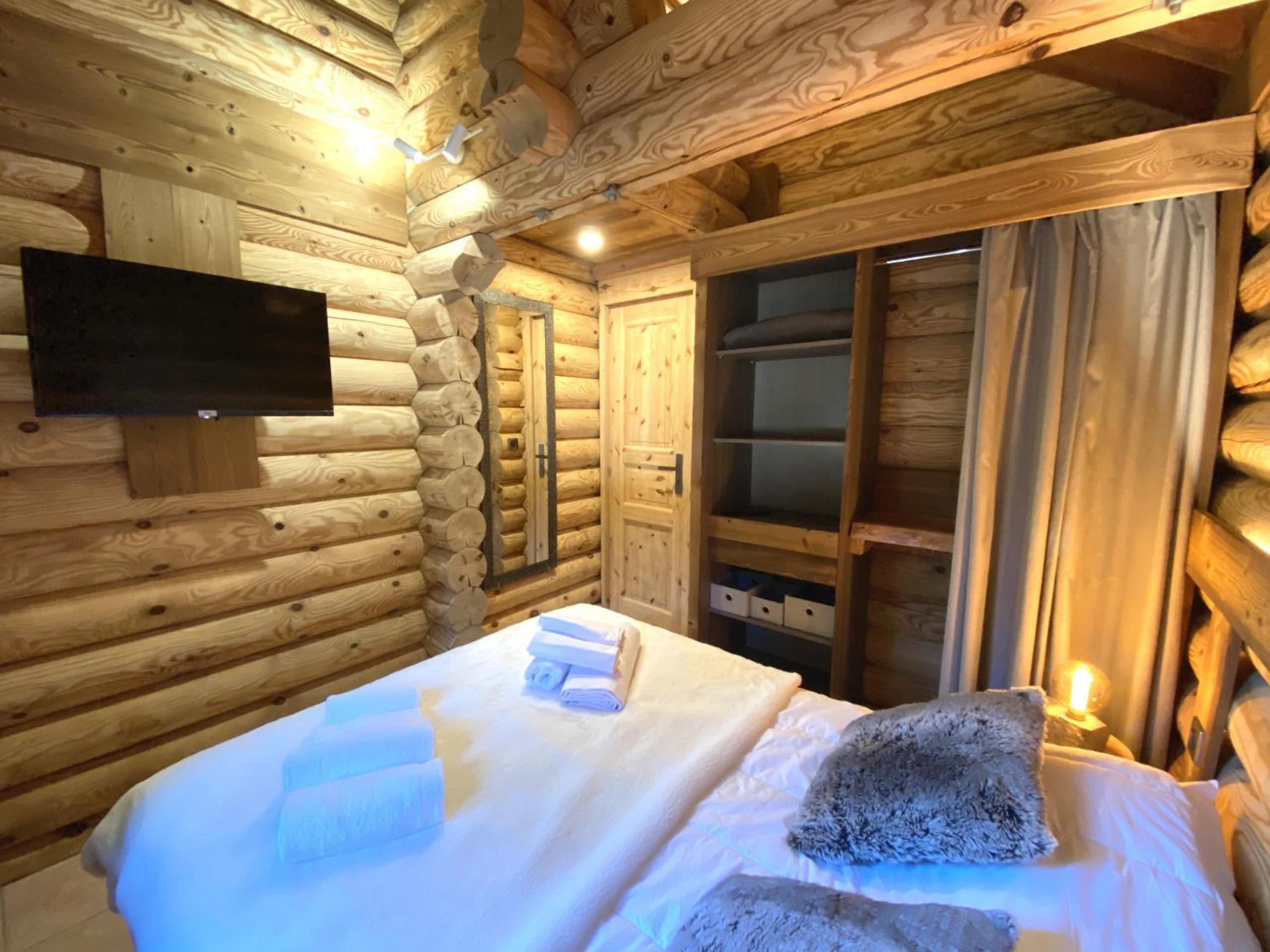 L'OURSBLANC Chalet en rondins view 4