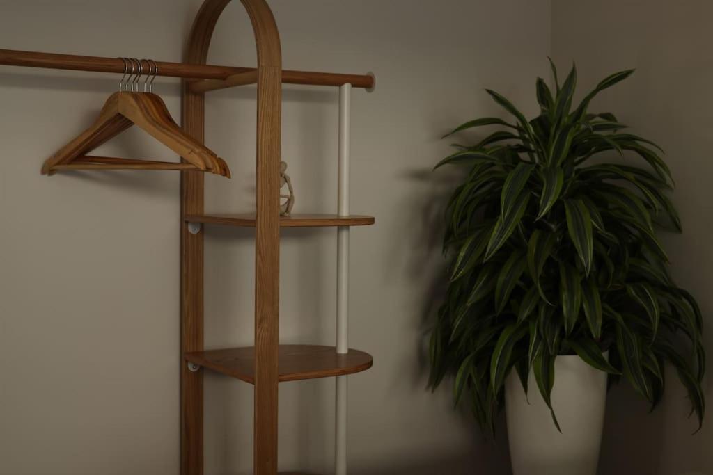 Hermosa Beach Bungalow 11
