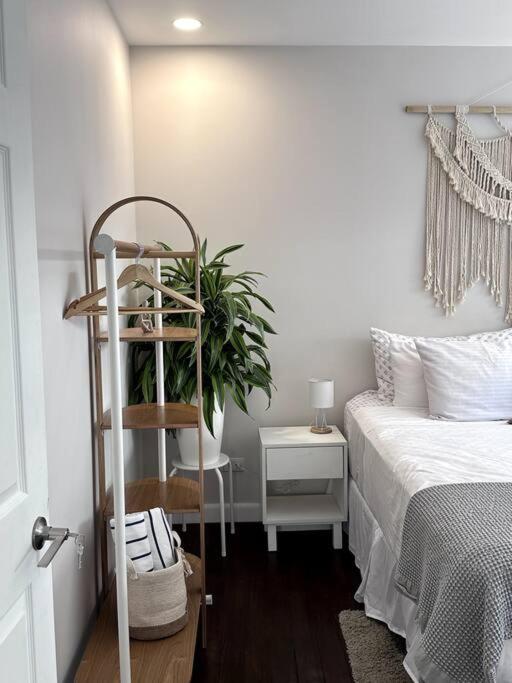 Hermosa Beach Bungalow 11