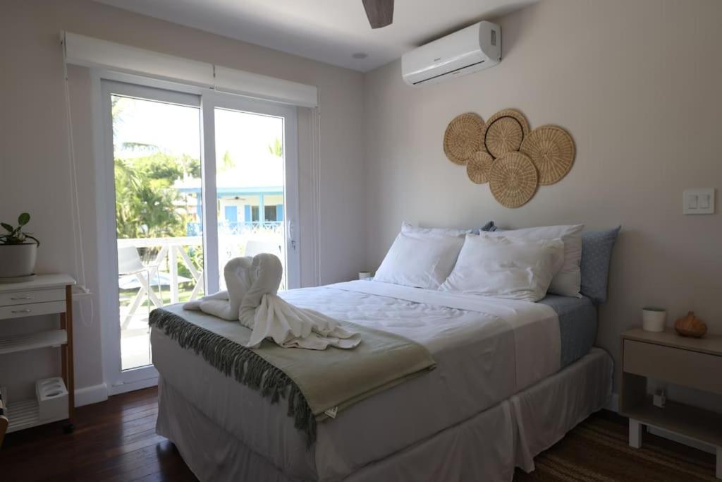 Hermosa Beach Bungalow 11