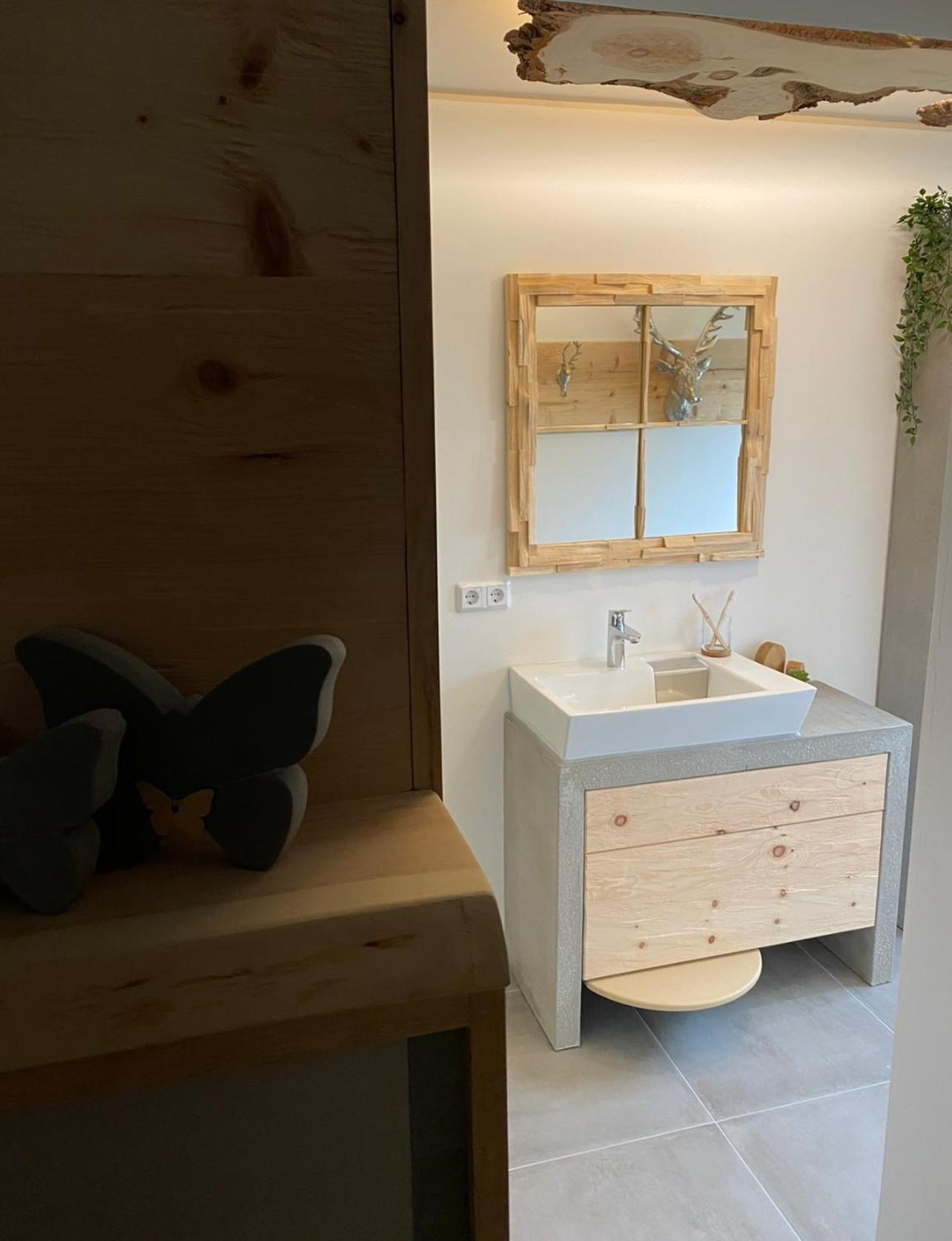 Ferienwohnung im Usseltal - Zirben Spa - Monheimer Alb - Altmühltal - Familie Geyer Daiting