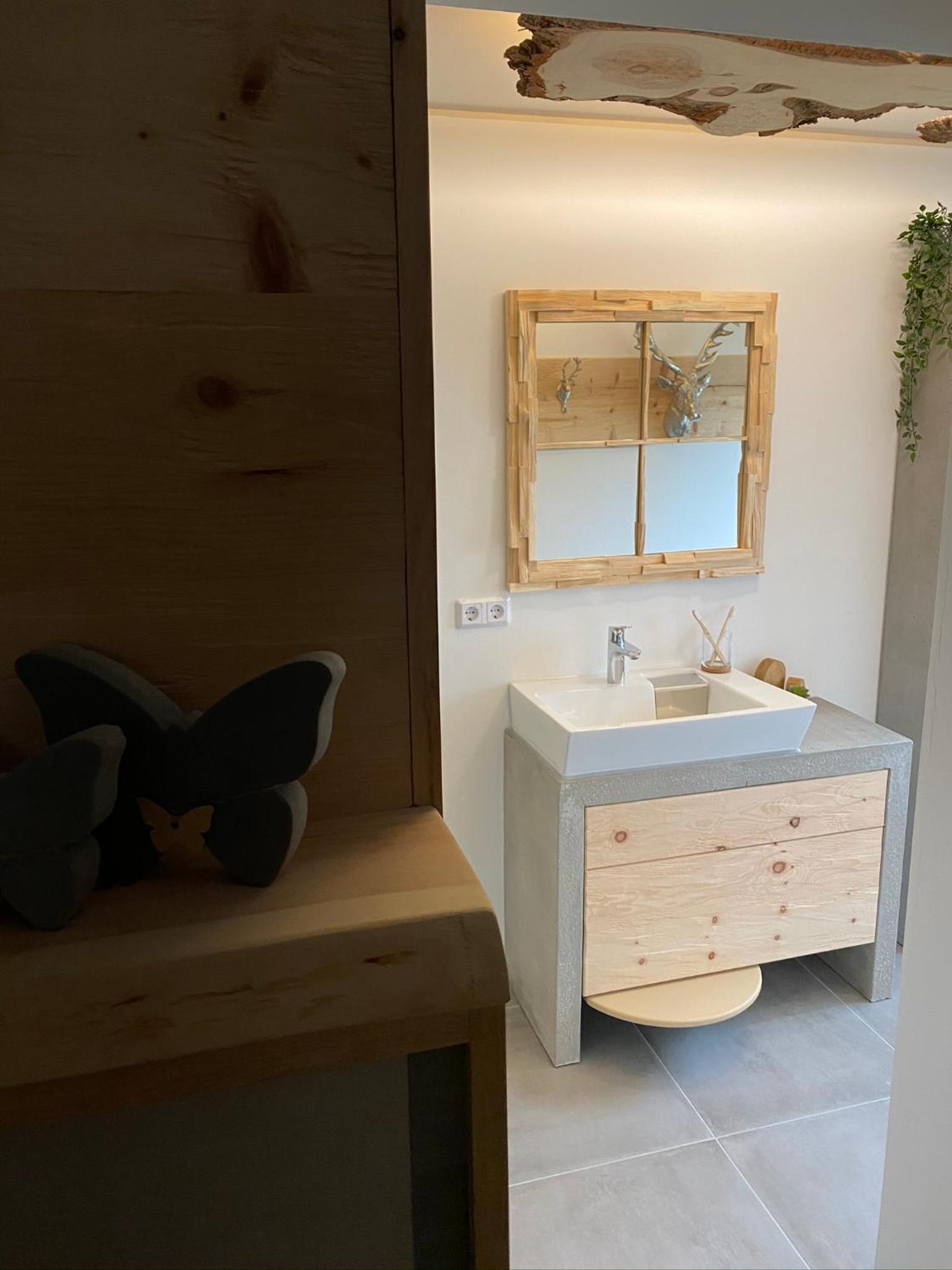 Ferienwohnung im Usseltal - Zirben Spa - Monheimer Alb - Altmühltal - Familie Geyer Daiting